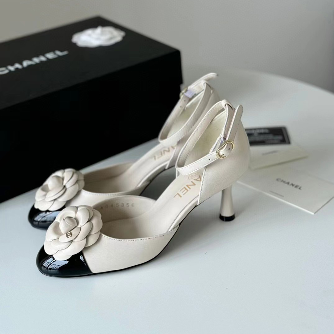 NIGO Chanel Women's Spring And Summer Colorblocking Flowers High Heels Temperament Fashion Single Shoes Sheepskin High Heels #nigo98731