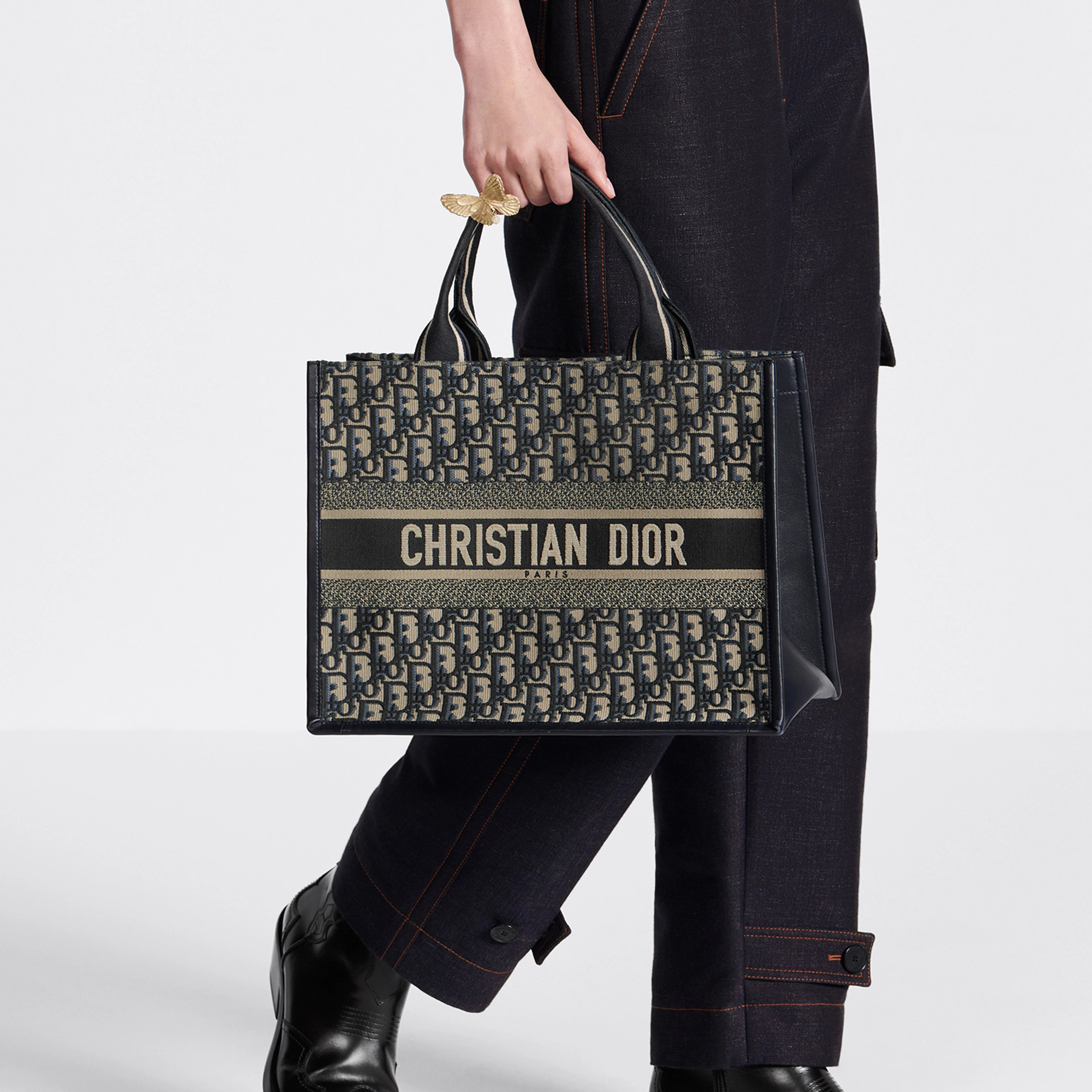 NIGO Dior Women's Detachable Adjustable Shoulder Strap Casual Handbag Embroidery Patchwork Cowhide Leather Medium Small Dior Book Tote Bag #nigo98717