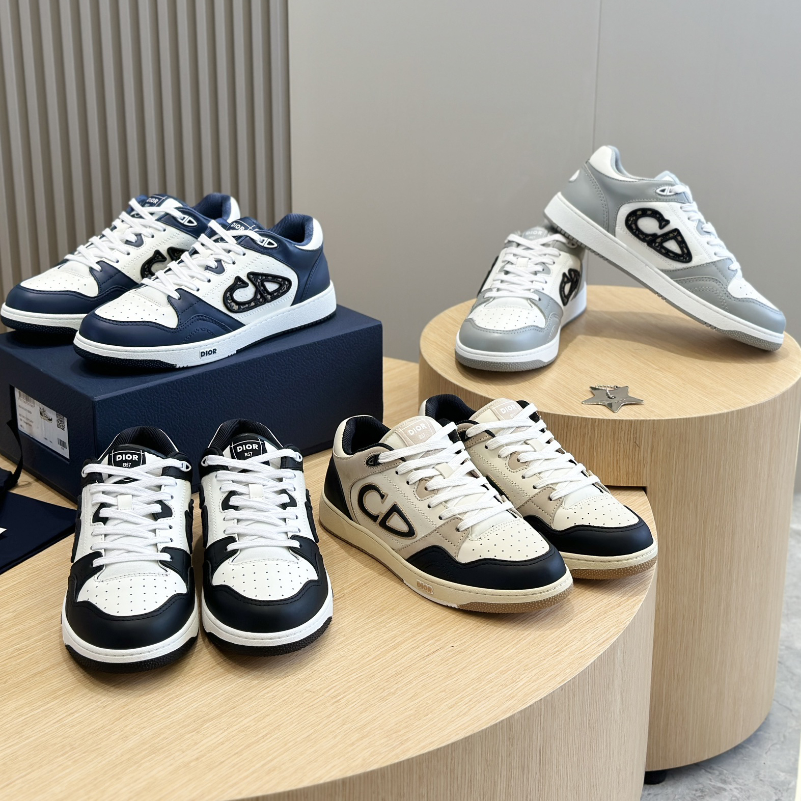 NIGO Dior B57 Men's CD Printed Flat NonSlip Wear Resistant Mid Top Boardshorts Sneakers Shoes #nigo98789