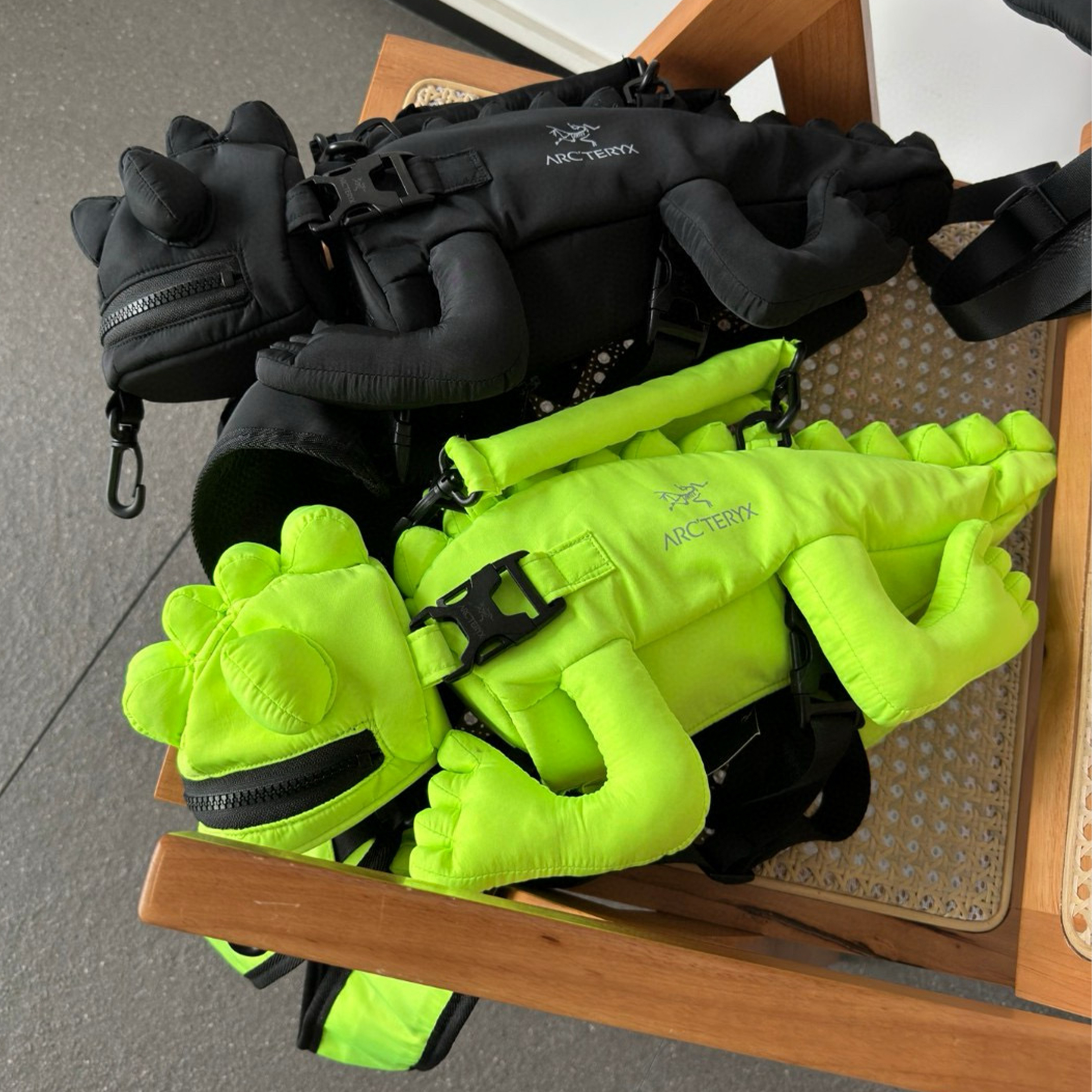 NIGO Arcteryx Fashion Trend Solid Color Komodo Dragon Backpack Casual Handbag Crossbody Bag Ngvp #nigo8218