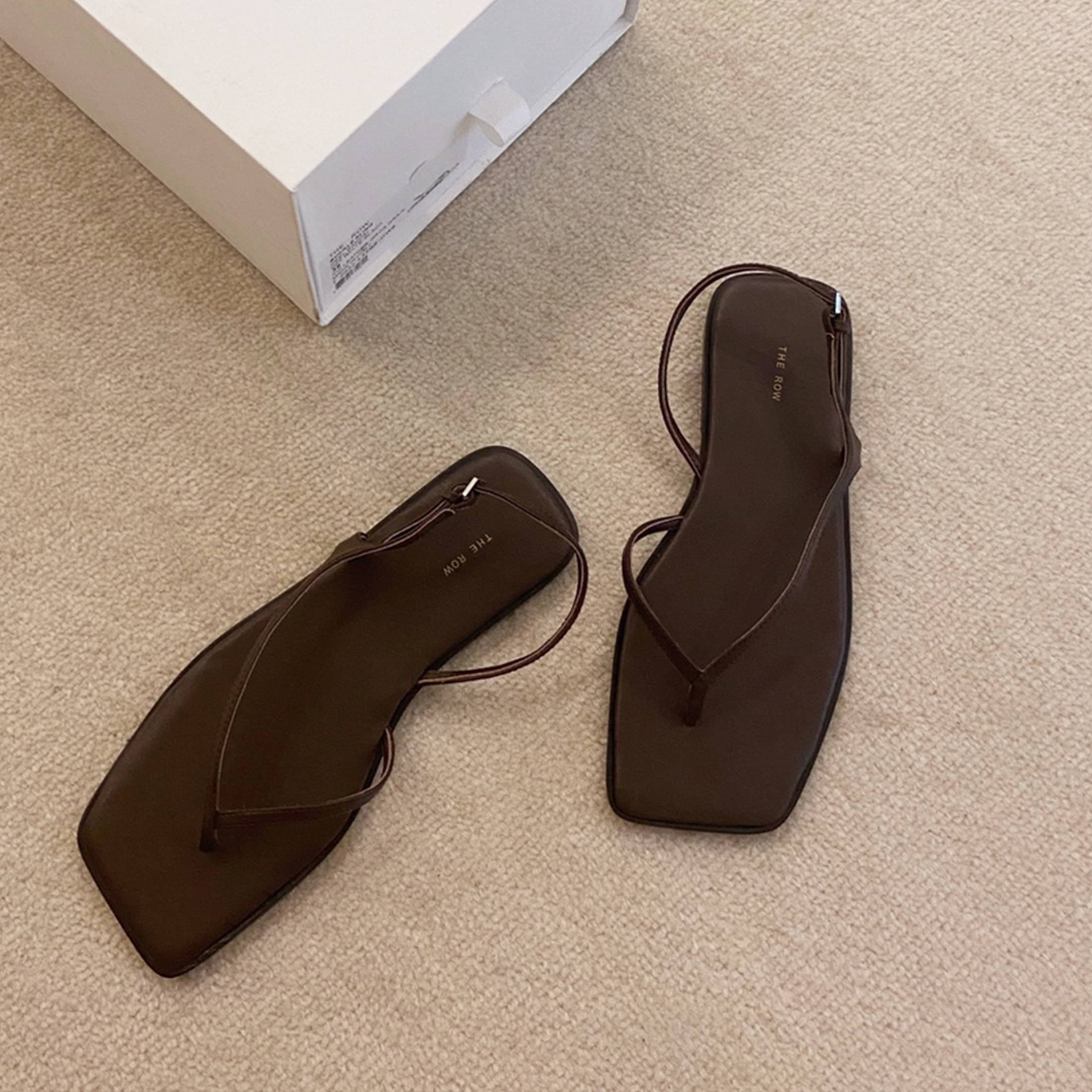 NIGO THE ROW Women's Spring And Summer Square Head Clip Toe Sandals Flat Shoes Temperament Low Heel Spaghetti Strap Shoes #nigo99217