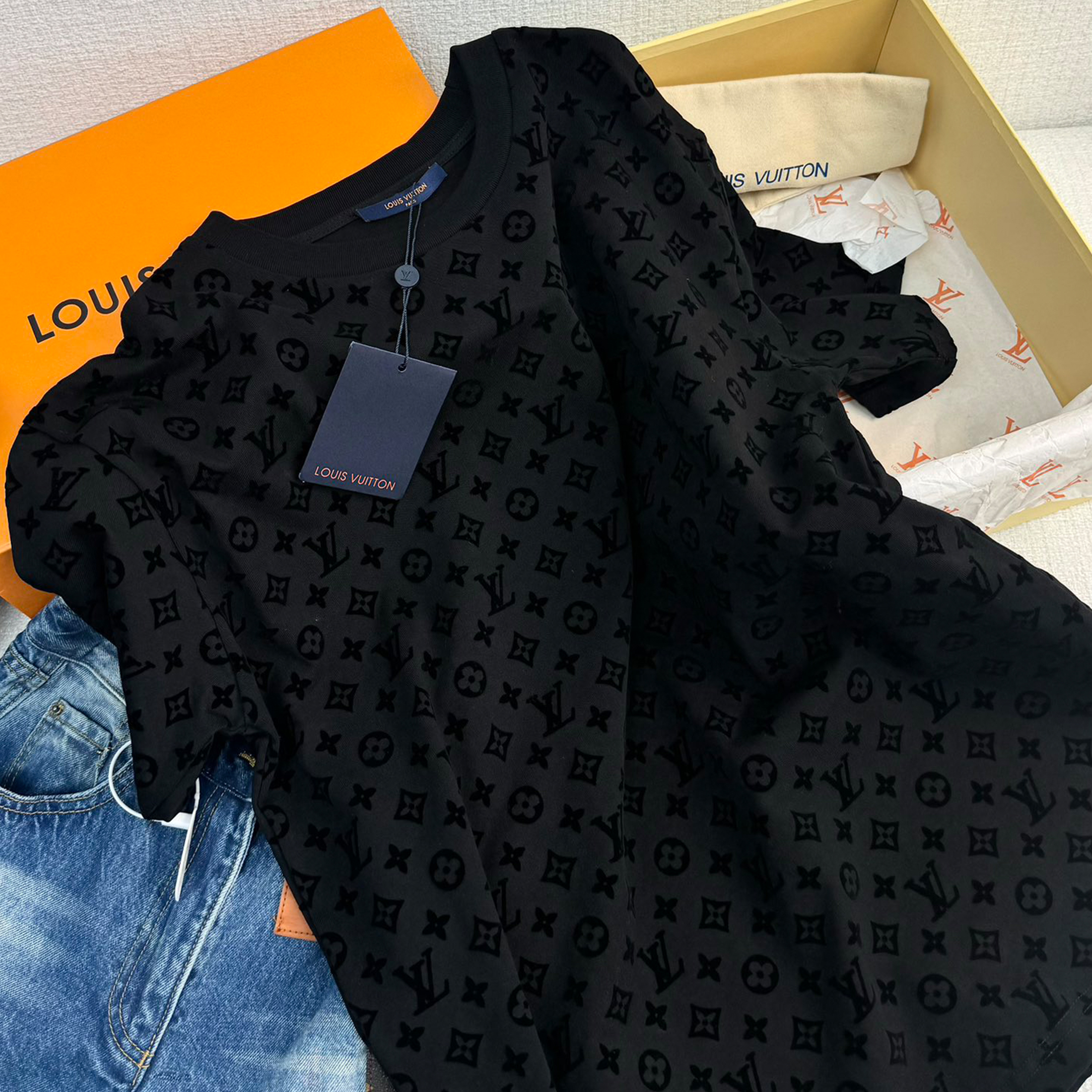 NIGO Louis Vuitton Men's Spring And Summer Trend Classic Logo Flocking Printing Solid Color Cotton Casual T-shirt Short Sleeve Tops #nigo99215