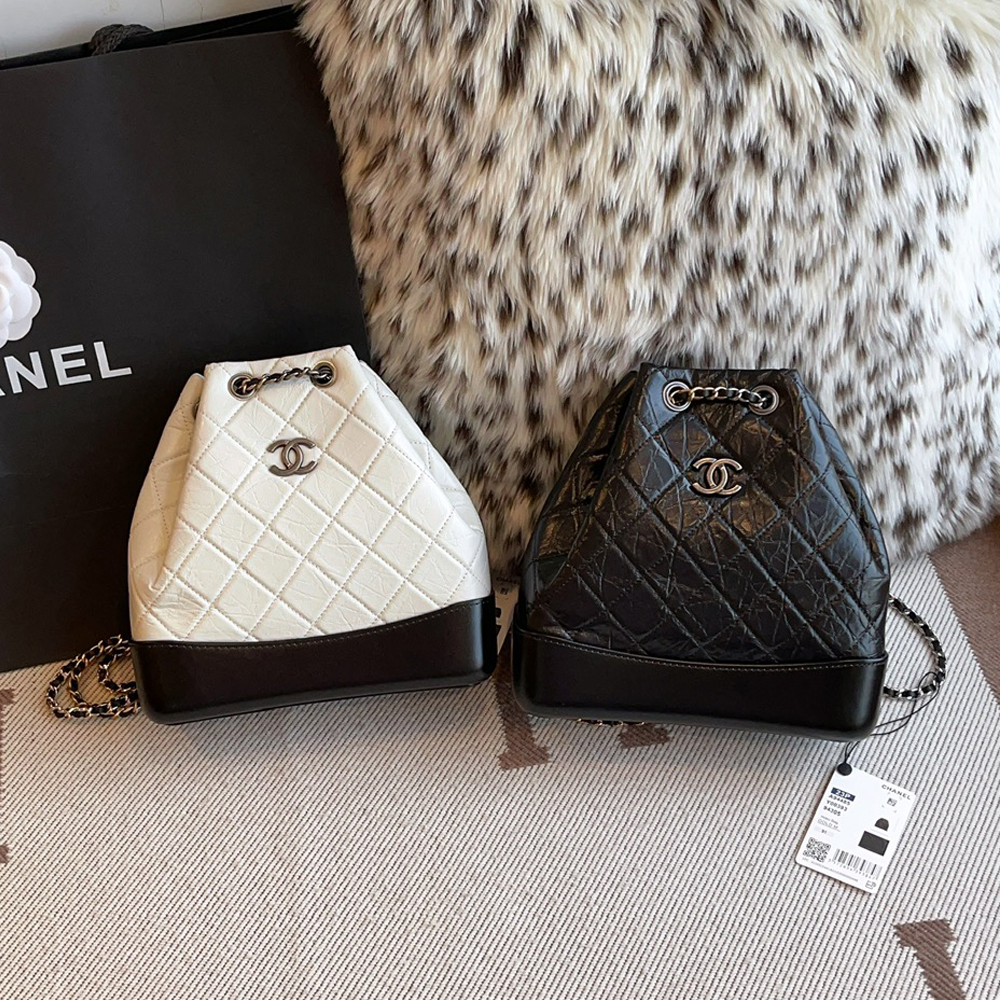 NIGO Chanel Gabrielle Women's Diamond Pattern Chain Drawstring Closure Calf Leather Shoulder Bag Bags #nigo99383