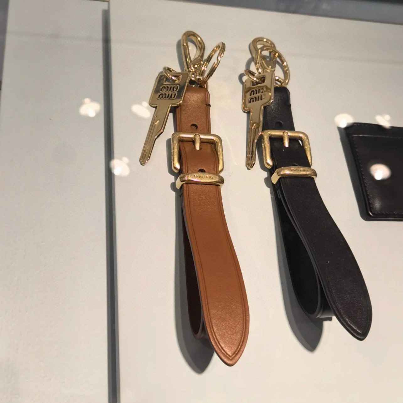 NIGO MiuMiu Women's Solid Colour Leather Keychain Bag Charm #nigo99437