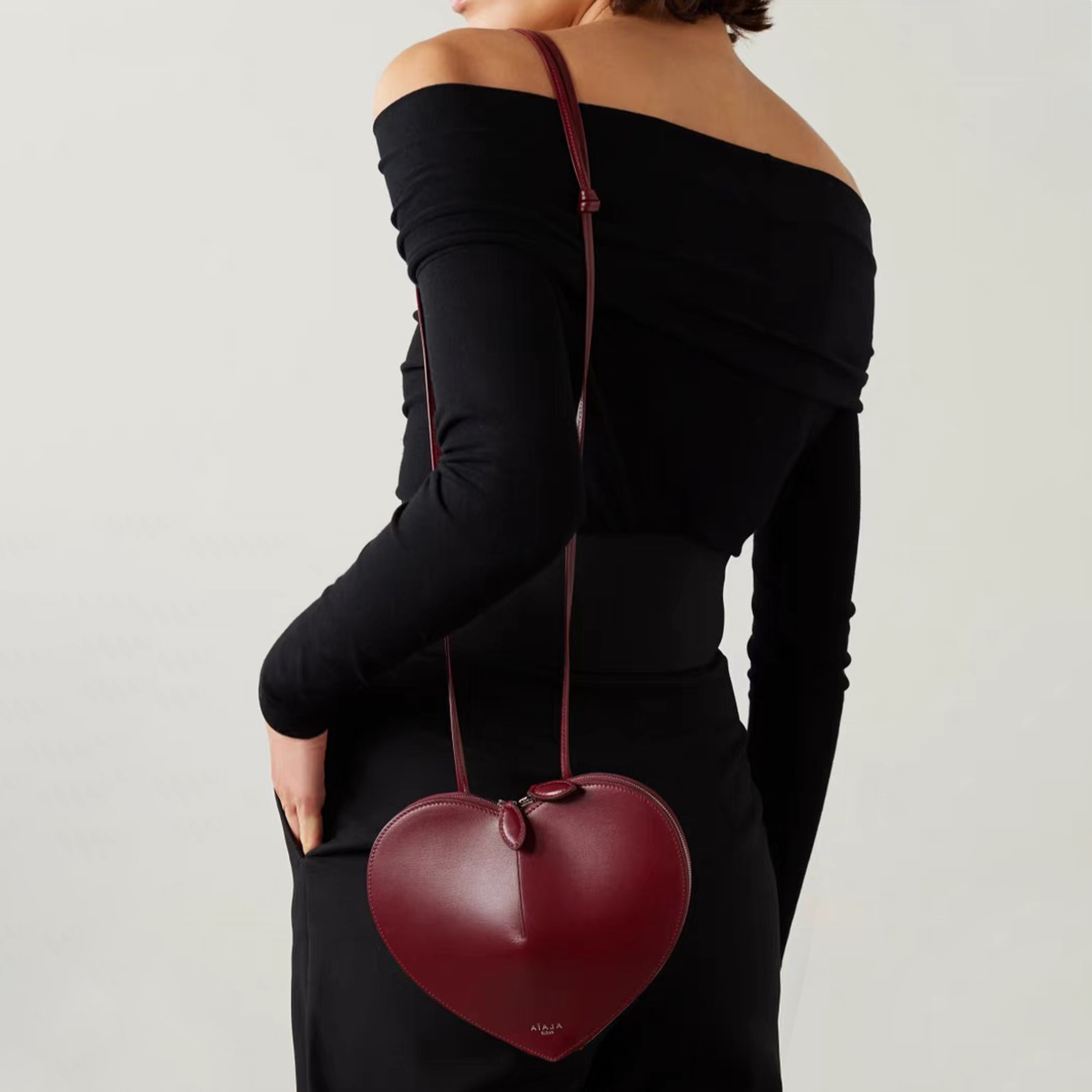 NIGO Alaia Women's Coeur Logo Printed Solid Color Zipper Closure Adjustable Shoulder Strap Leather Three-Dimensional Love Handbag Casual Shoulder Crossbody Bag Ngvp #nigo8331