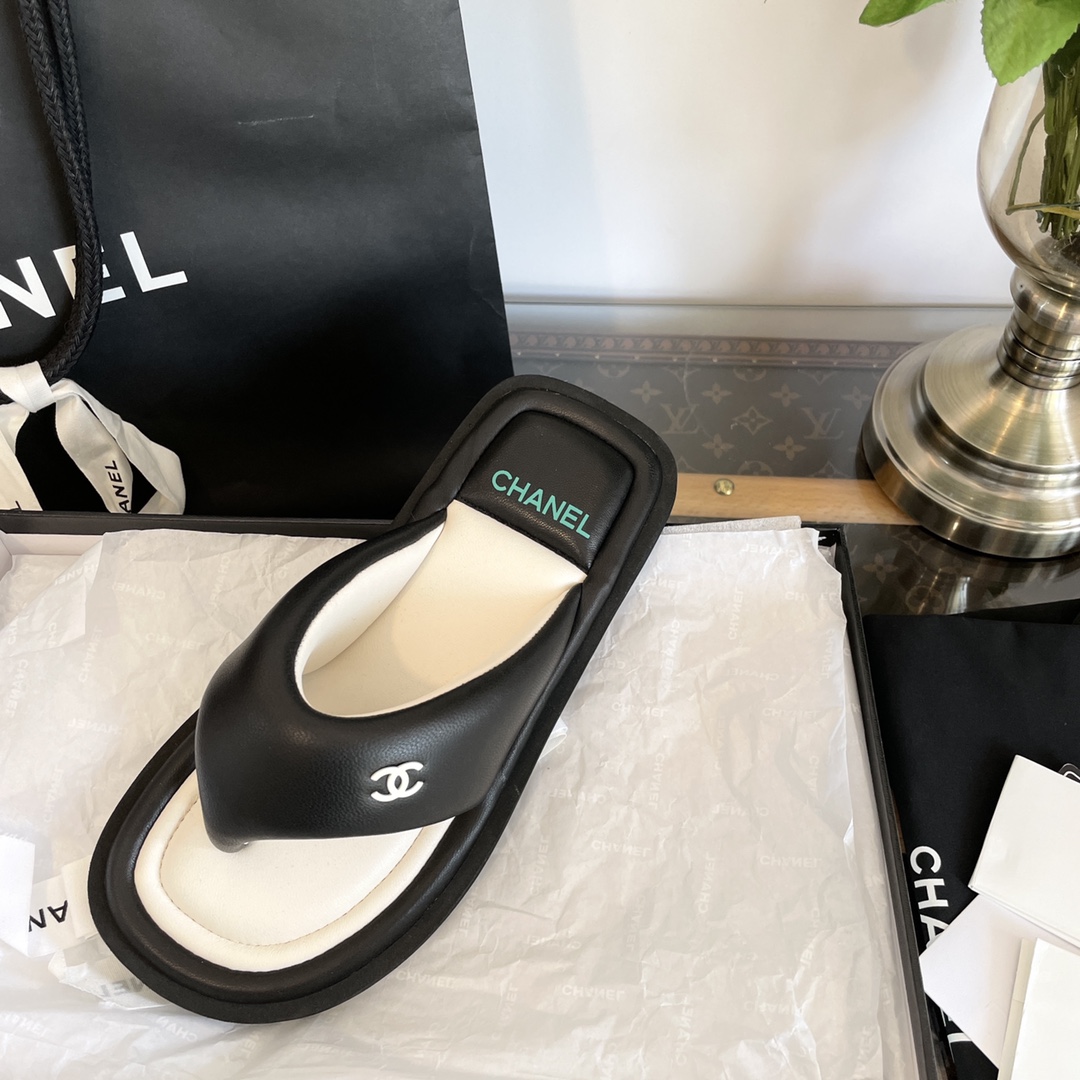 NIGO Chanel Women's Summer Fashion Comfortable Round Toe Clip Toe Thong Slippers Solid Color Leather Casual Shoes #nigo71249