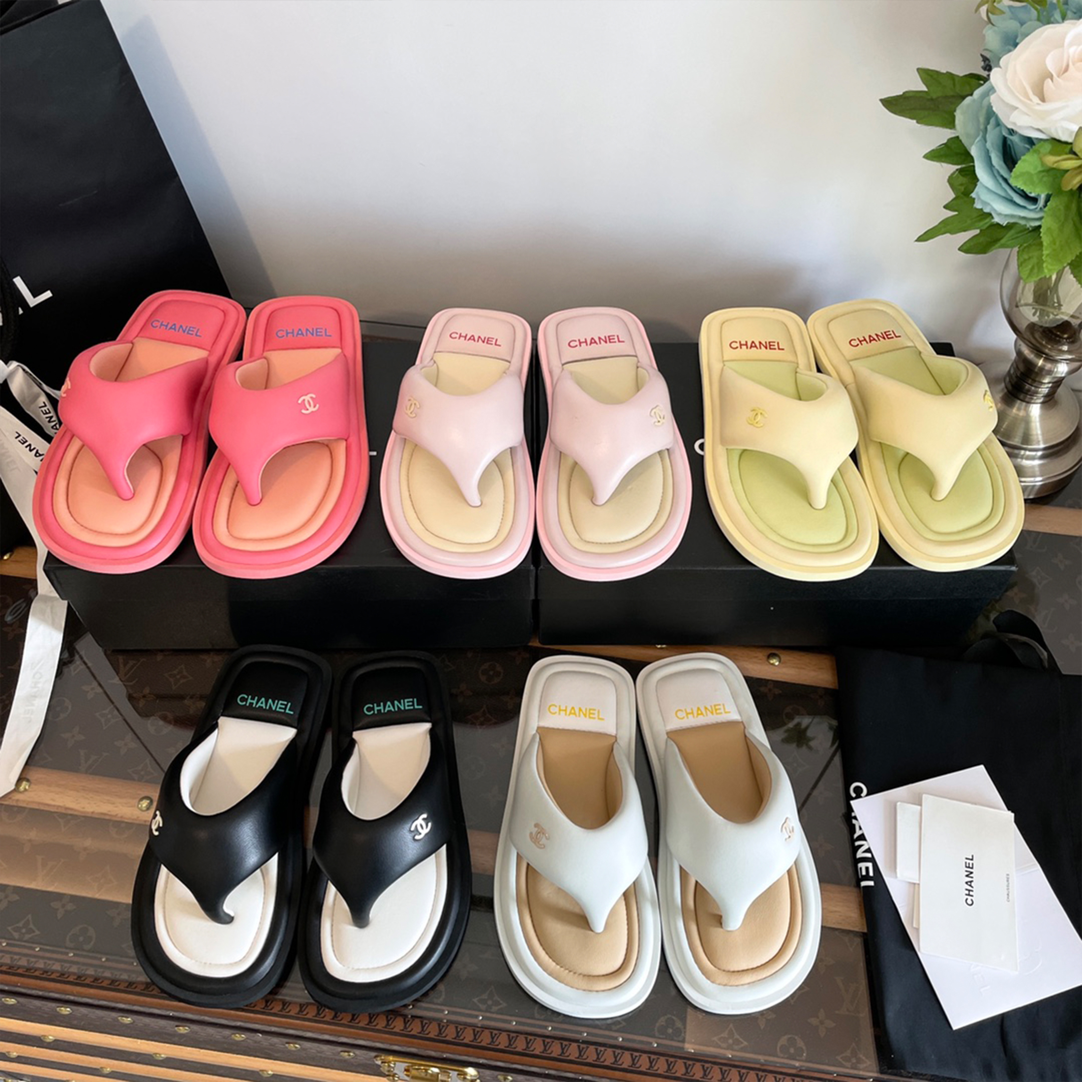 NIGO Chanel Women's Summer Fashion Comfortable Round Toe Clip Toe Thong Slippers Solid Color Leather Casual Shoes #nigo71249