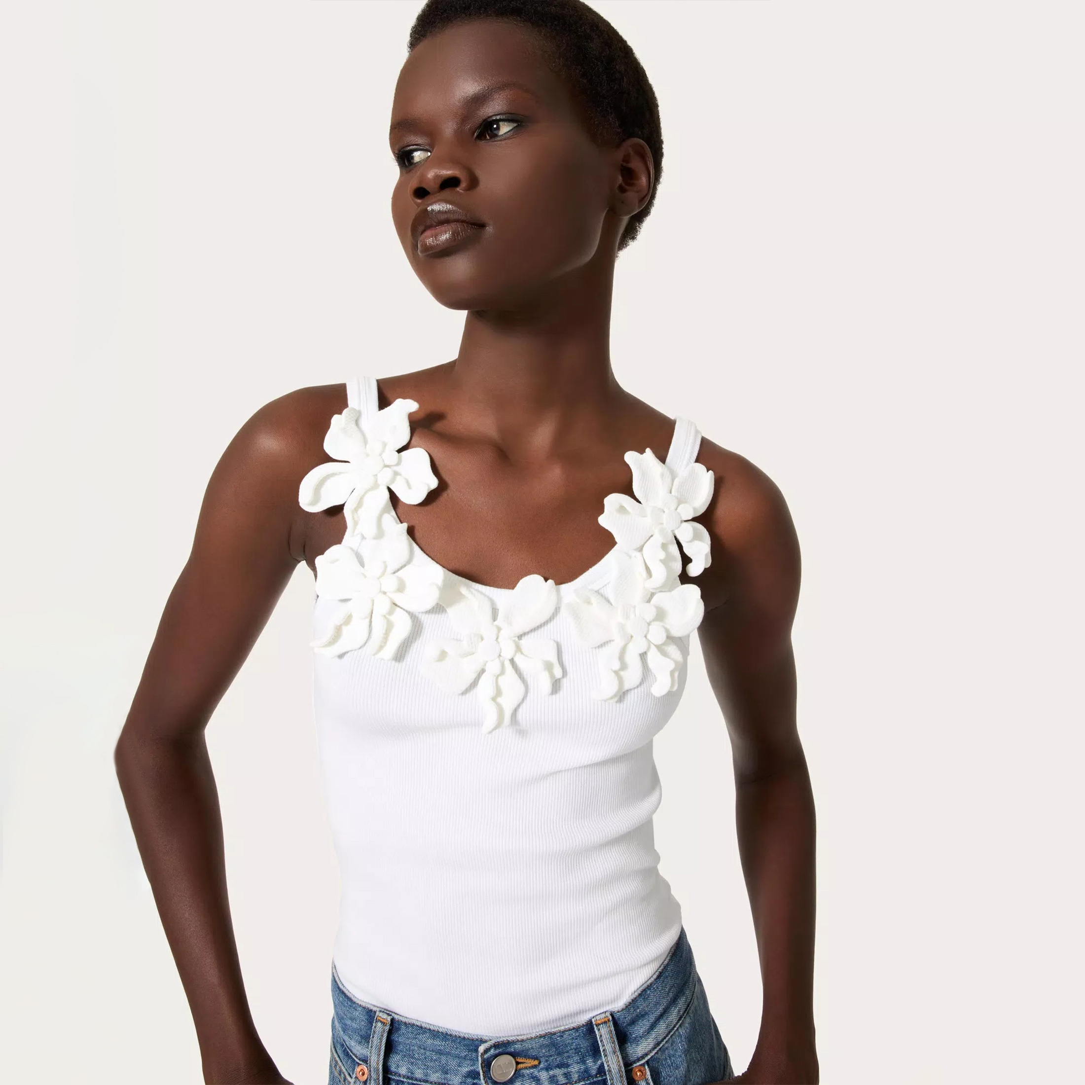 NIGO Valentino Women's Summer Embroidered Cotton Knit Casual Sleeveless Fit Straight White Top Ngvp #nigo8371