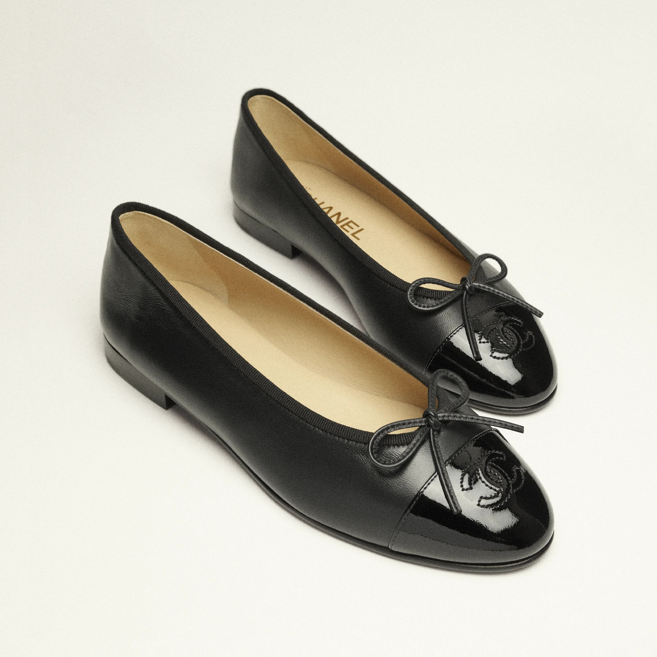 NIGO Chanel Women's Black Leather Bow Classic Ballet Shoes #nigo72139