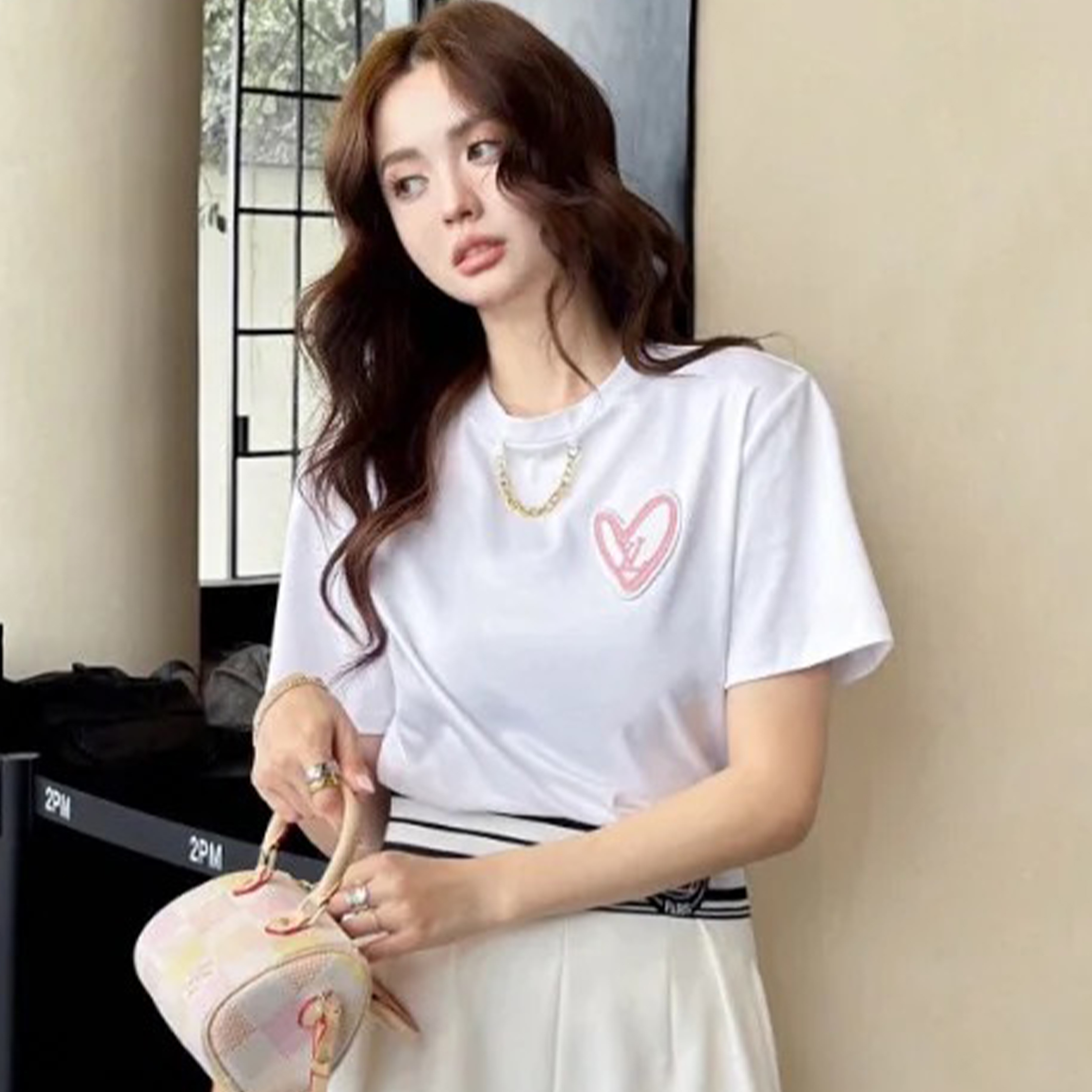 NIGO Louis Vuitton Women's Spring And Summer LV Chain Heart Appliqué T-shirt Solid Color Fashion Casual Round Neck Cotton Tops #nigo71375