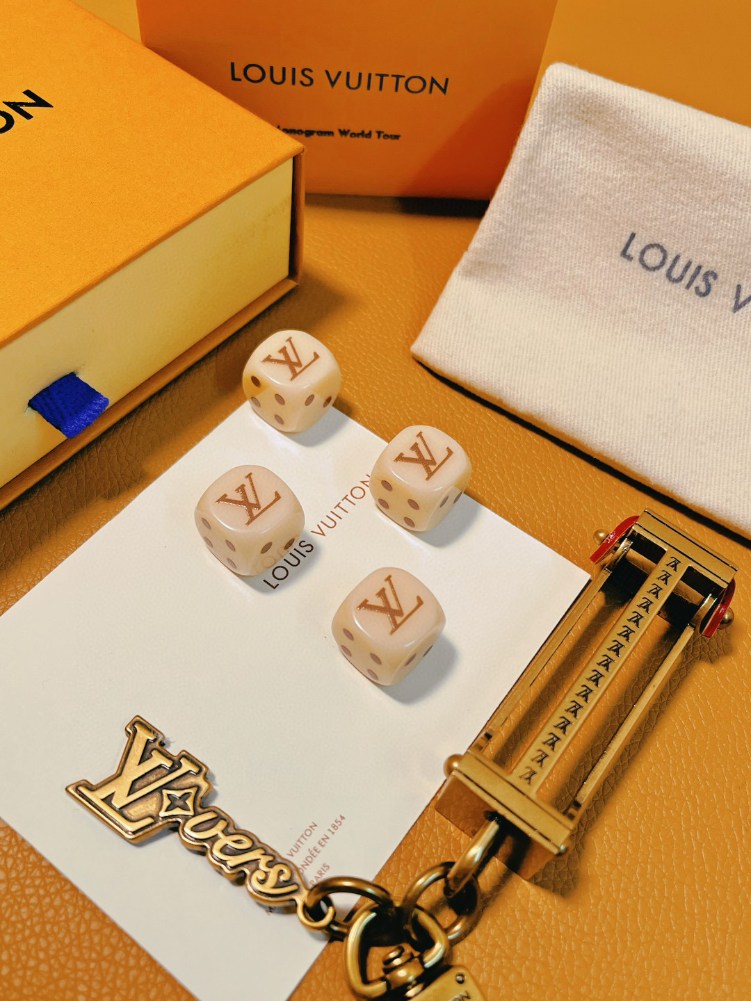 Louis Vuitton NIGO LOVERS DICE Detachable sieve Pendant Bag charm Keyring