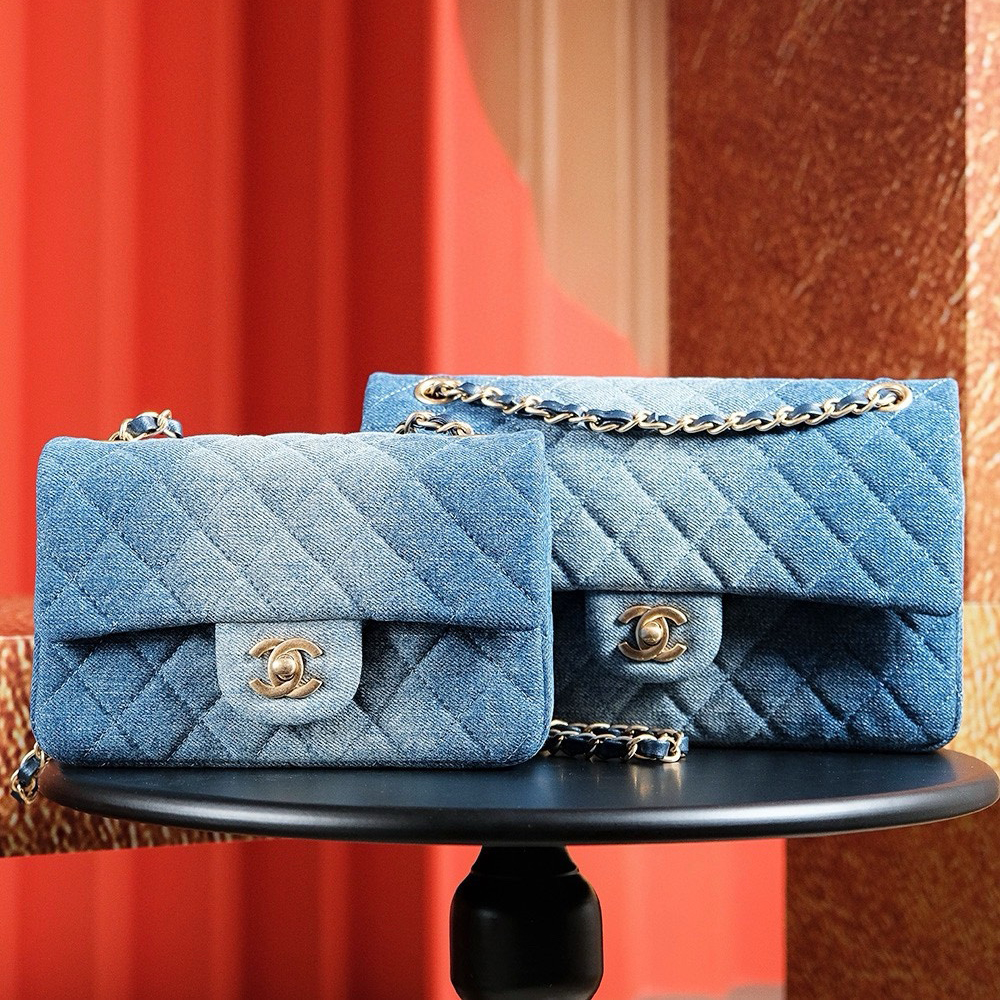 NIGO Chanel Women's Classic Gold Buckle Chain Blue Gradient Denim Flap Shoulder Crossbody Bag Bags #nigo72564