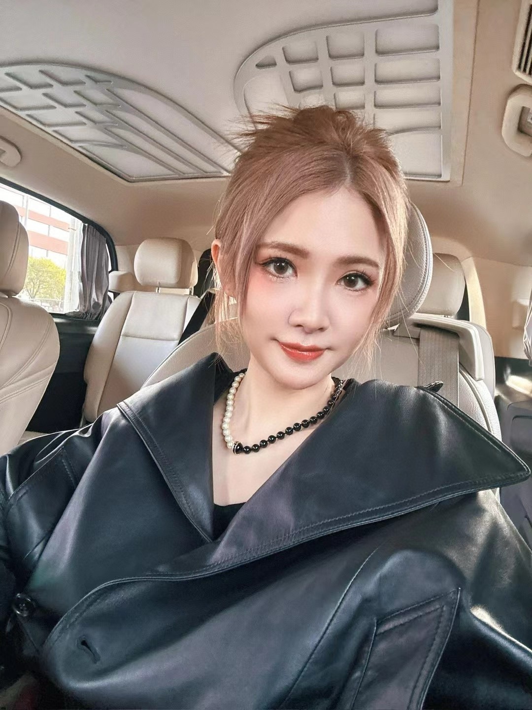 NIGO Chanel Women's Black and White Color Block Beads Chain Fashion Necklace Jewelry #nigo72576