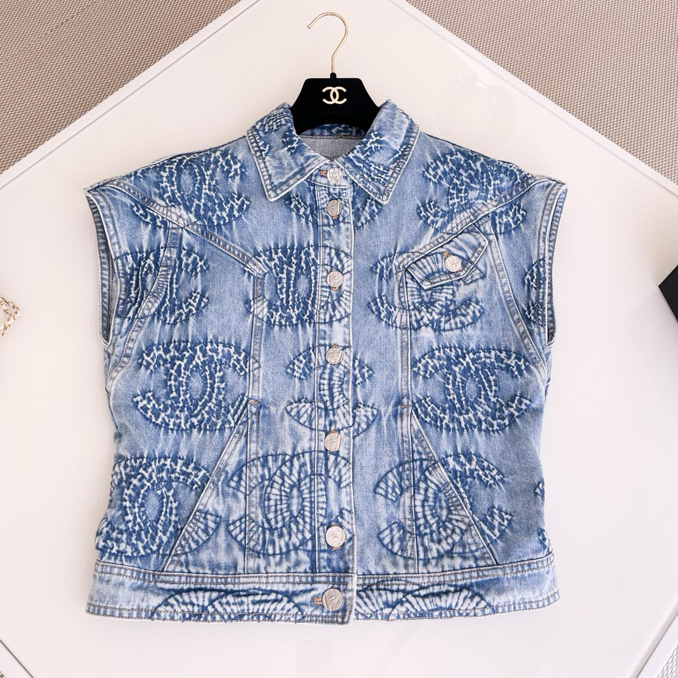 NIGO Chanel Women's Spring and Autumn Blue Tie-Dye Washed Denim Vest Jacket #nigo72677