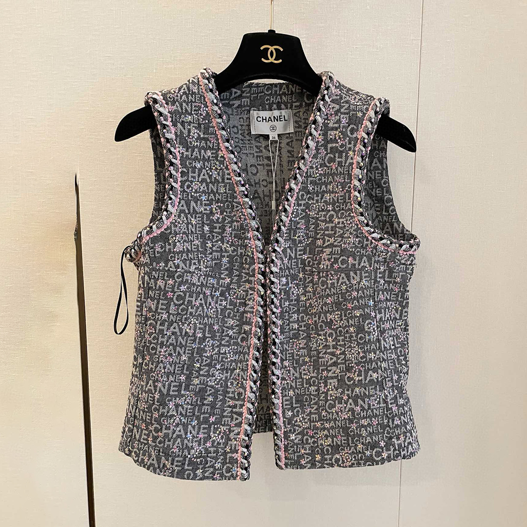 NIGO Chanel Women's Spring and Autumn Solid Color Full Diamond Flower Logo Embroidery Sleeveless Fitted Denim Vest #nigo71433