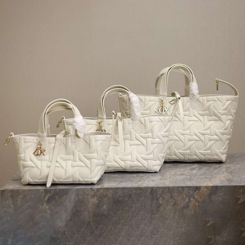 NIGO Dior Women's Solid Color Dior Toujours Handbag Adjustable Handle Cowhide Tote Bag #nigo71476