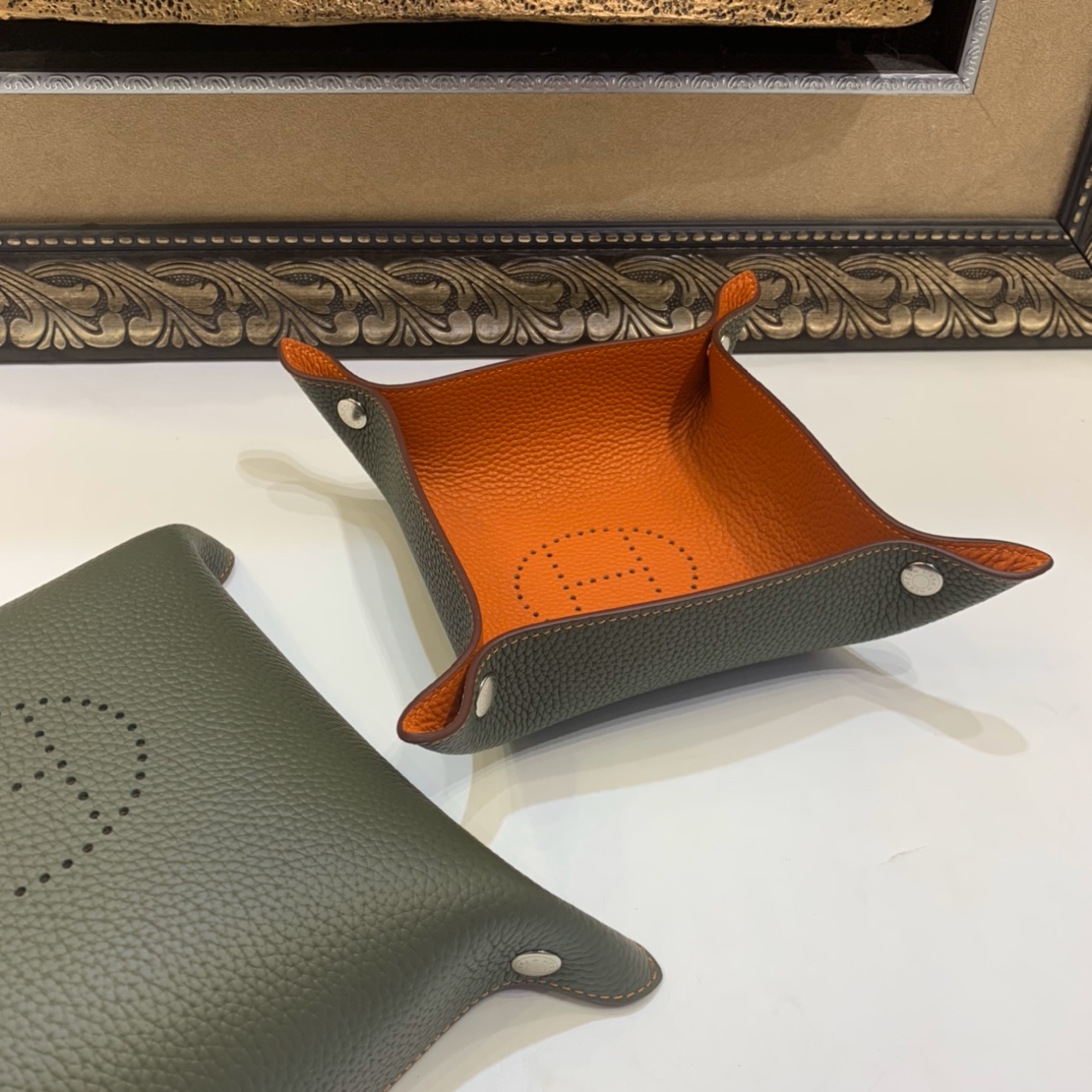 NIGO Hermes Simple Fashion Logo Printing Small 22x22cm Large 25x25cm Whole Set Sold Color Blocking Leather Tray Accessories Ornaments #nigo71547