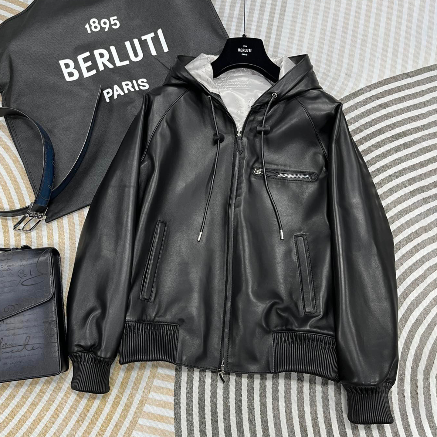 NIGO Berluti Men's Autumn And Winter Fashion Solid Color Sheepskin Zipper Long Sleeve Casual Alternative Hooded Leather Jacket Ngvp #nigo9183