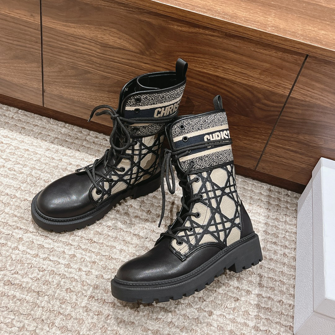 NIGO Dior Women's Autumn and Winter Letter Printed Cow Leather Comfortable Simple Mid Calf Martin Boots Shoes #nigo73185
