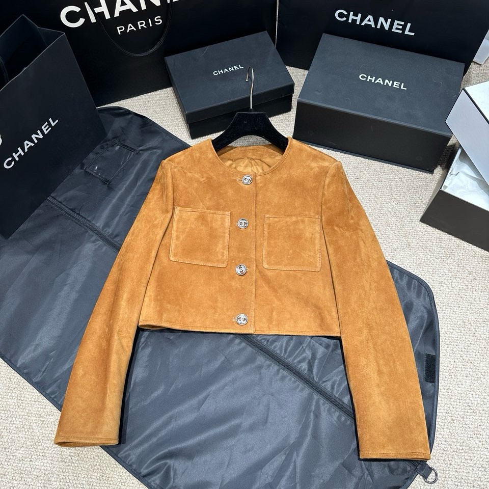 NIGO Chanel Women's Spring, Autumn And Winter Single-Breasted Short Long-Sleeved Solid Color Fitted Cowhide Leather Jacket Casual V-Neck Sleeveless Vest Medium-Length Leather Long Skirt Ngvp #nigo9321