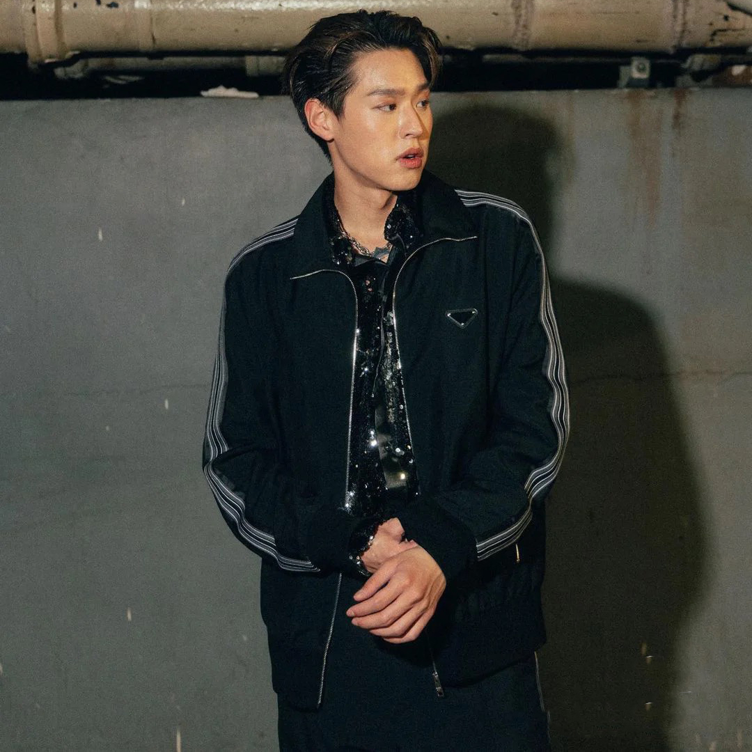 NIGO Prada Men's Spring And Fall Black Striped Single Breasted Zipper Long Sleeved Jacket #nigo73318