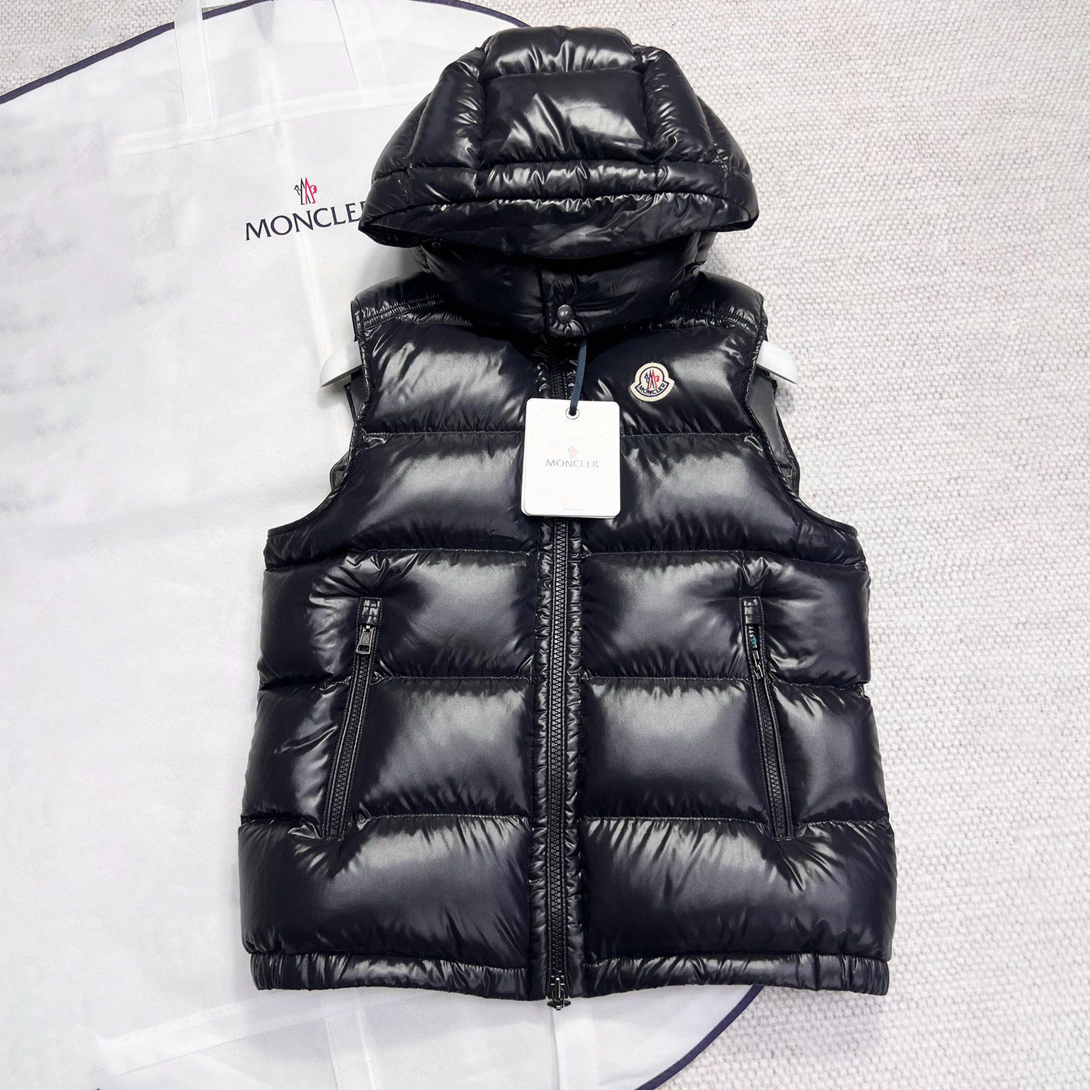 NIGO Moncler Bormes Men's Short Down Waistcoat Trend Simple Commuter Hooded  Vest Jacket Fashion Zip Leisure Hooded Down Jacket Clothing  #nigo71665