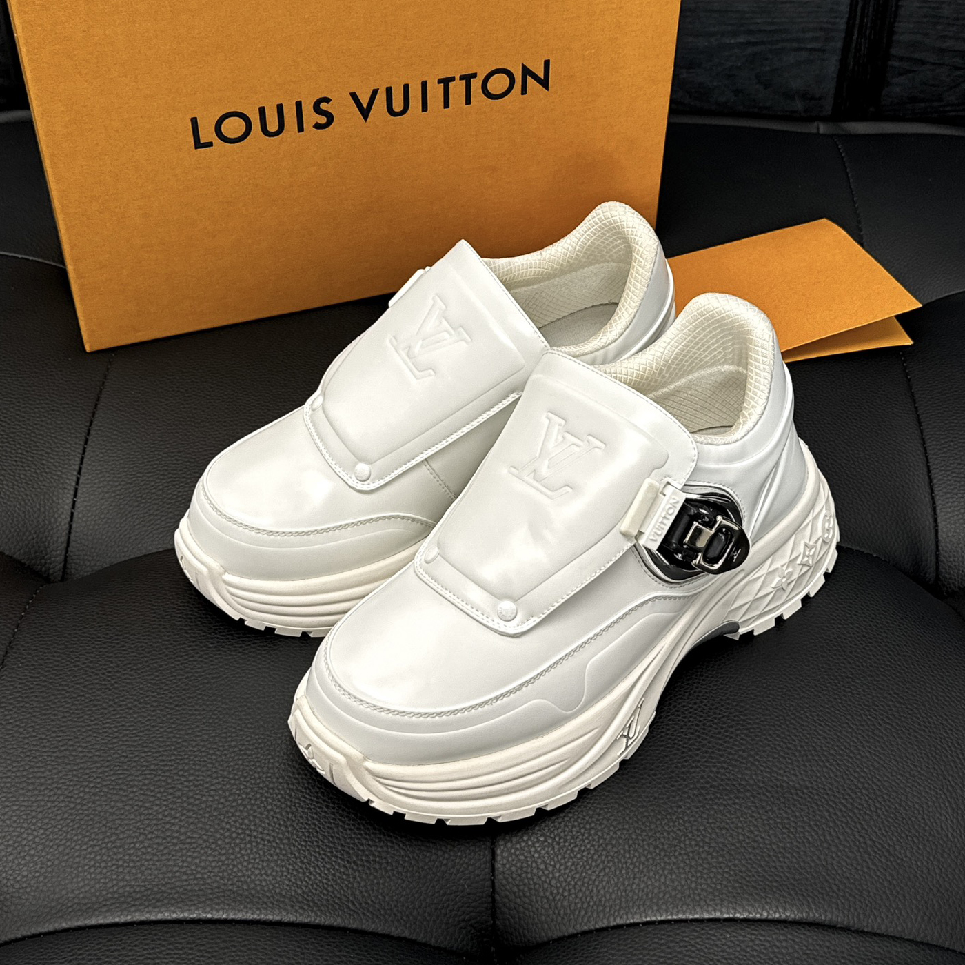 NIGO Louis Vuitton Men's Metal Buckle Closure Solid Color Leather Casual Low Top Sneakers Shoes #nigo73351