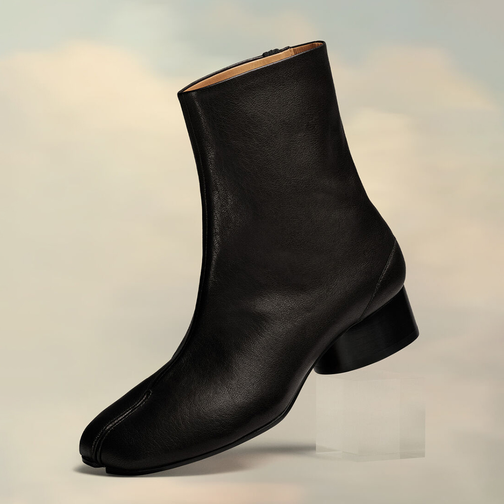 NIGO Maison Margiela Women's Autumn And Winter Fashion Crack Effect Metallic Split Toe Boots Simple Solid Color Vintage Leather 3cm Short Heel Tabi Boots Ngvp #nigo9379