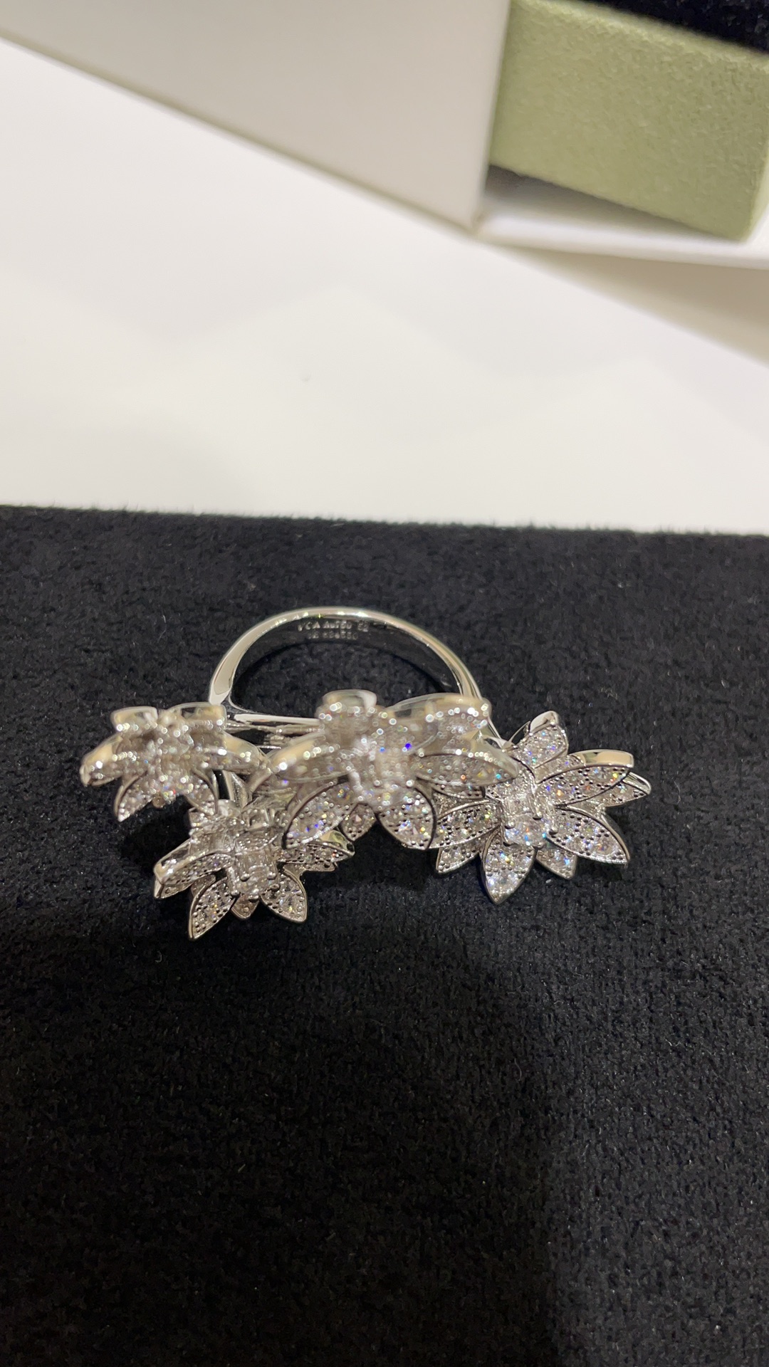 NIGO Van Cleef&Arpels Women's Silver Lotus Flower Decoration Open End Ring Jewelry #nigo73532