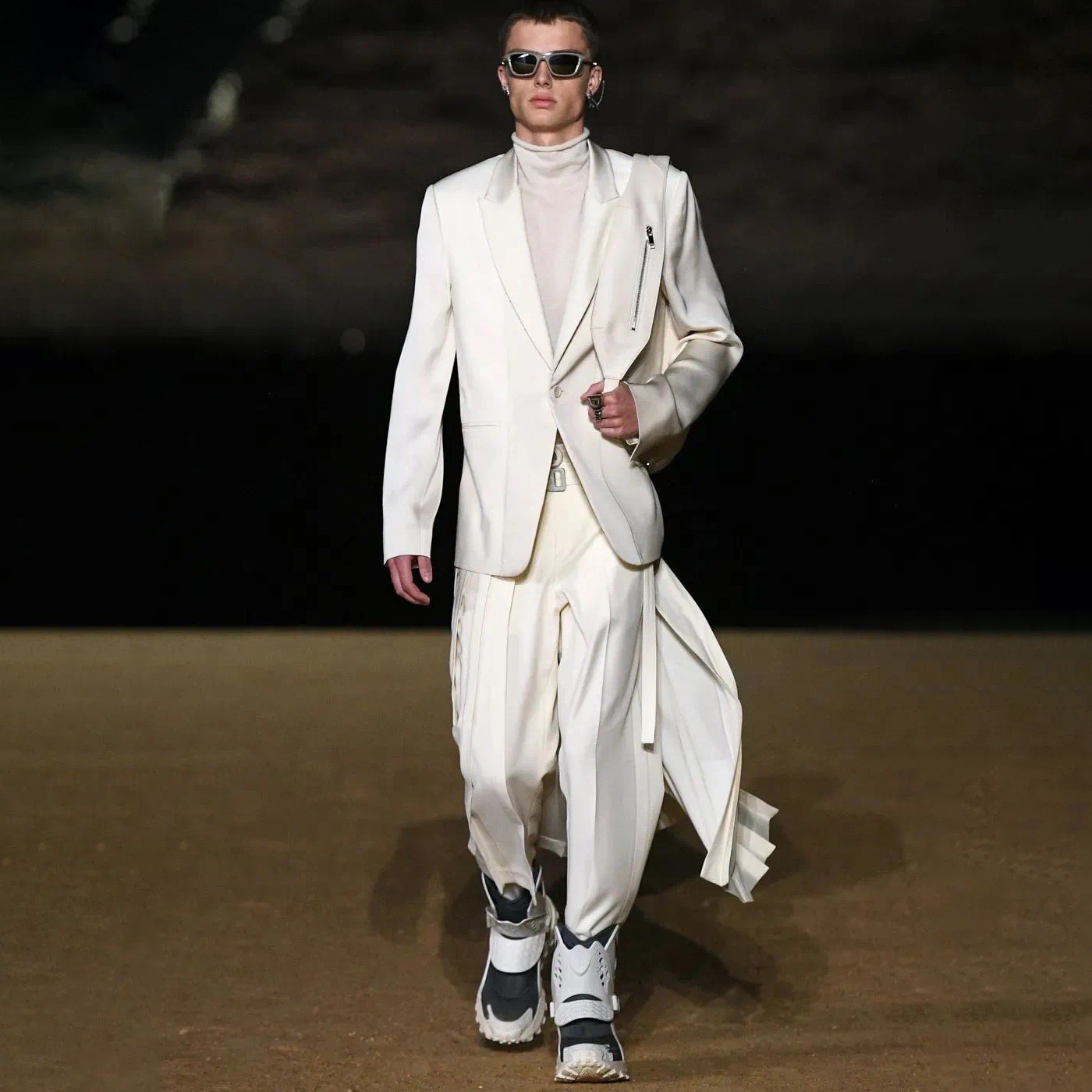 NIGO Dior Men's And Women's White Wool Single-breasted Blazer Top Jacket Pleated Bustier Skirt Pants Three-piece Set Suit #nigo73599