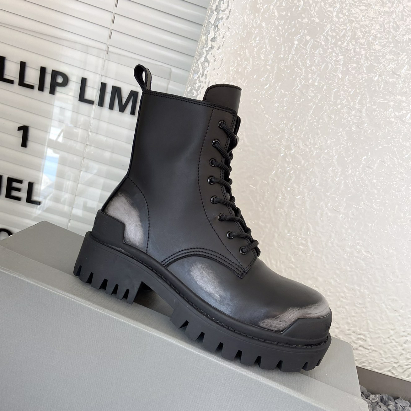 NIGO Balenciaga Stomper Women's Autumn And Winter Solid Color Round Toe Zipper Black Cowhide Casual Short Boots Shoes #nigo73633