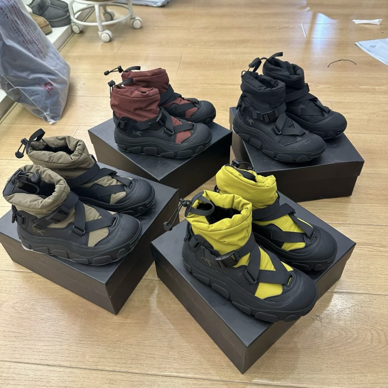 NIGO Arcteryx Women's Solid Color Waterproof Fabric Snap Cotton Short Boots Shoes #nigo73725