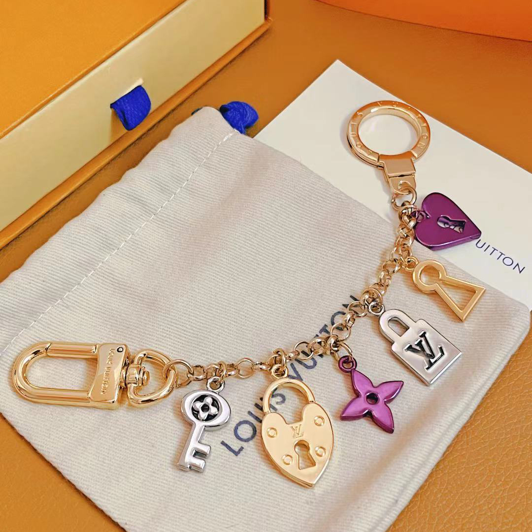 NIGO Louis Vuitton Men's and Women's Alphabet Charms Pet Pattern Keychain Bag Decoration Jewelry #nigo73791