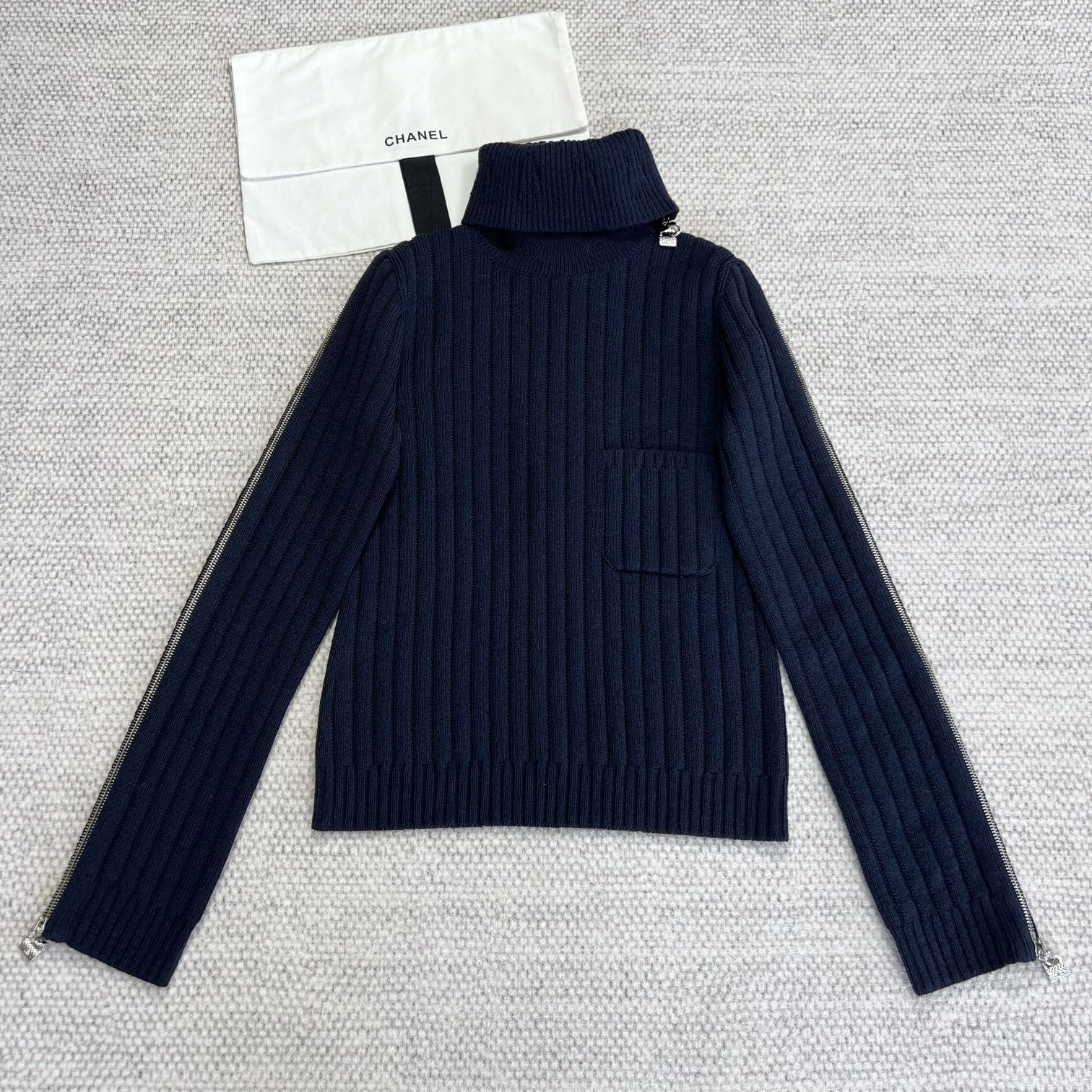NIGO Chanel Women's Spring and Autumn Solid Color Slant Shoulder Zipper Wool Knit Sweater #nigo73841