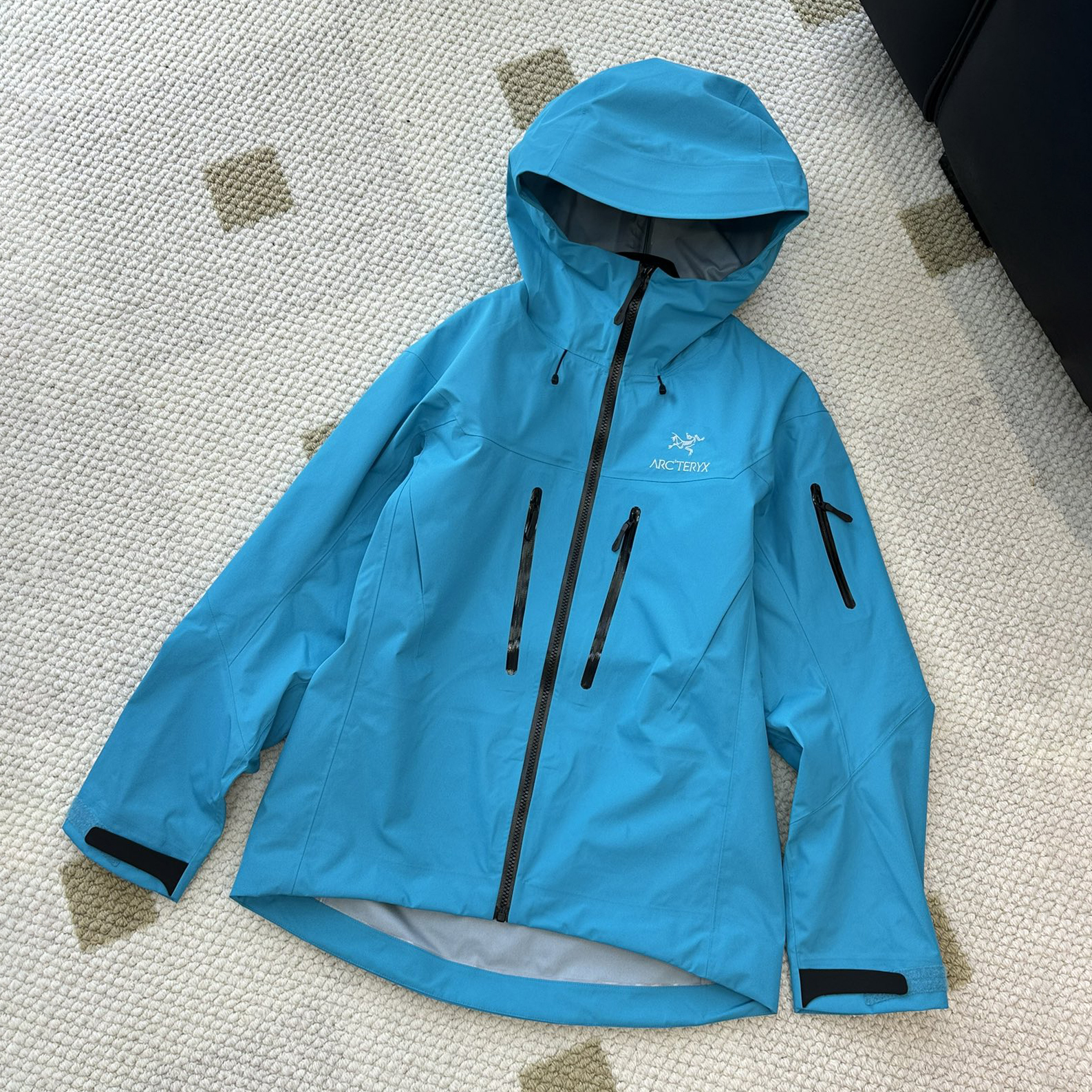 NIGO Arcteryx Men’s Autumn And Winter Solid Color Zipper Waterproof Windproof Long-Sleeved Hooded Jacket #nigo73962