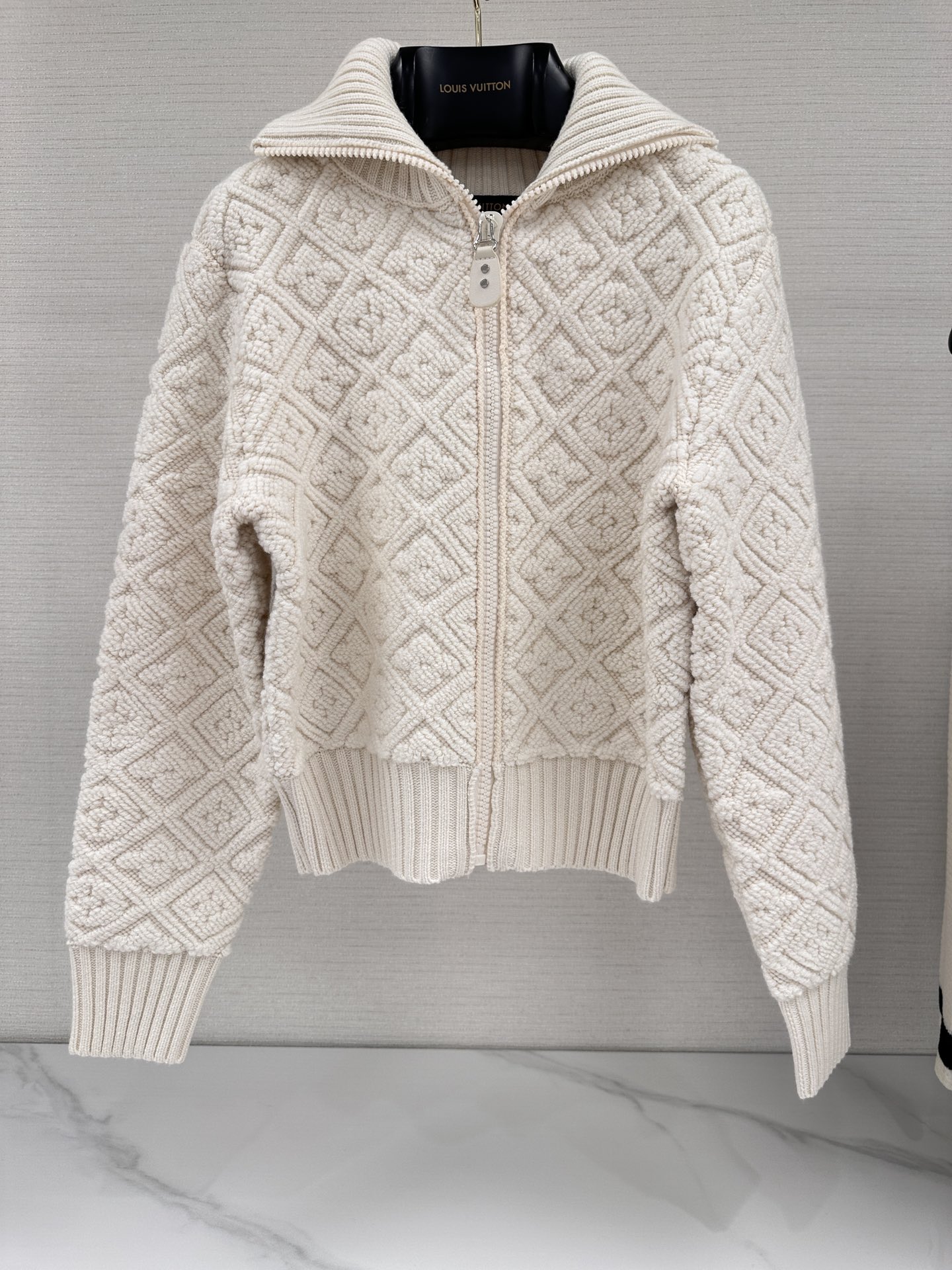NIGO Louis Vuitton Women's Autumn and Winter Solid Color Sheep Wool Knit Zipper Lapel Long Sleeve Jacket #nigo73999