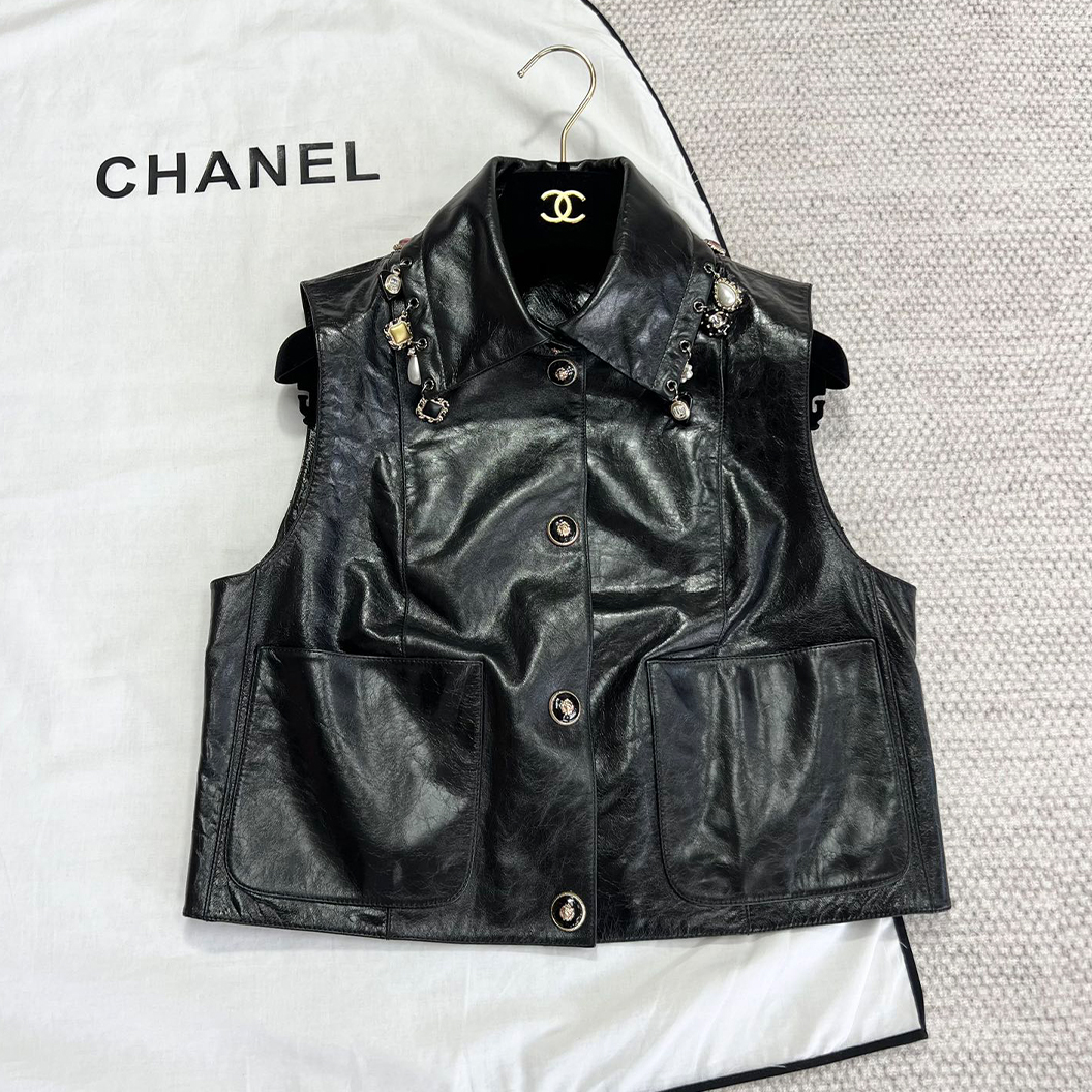 NIGO Chanel Women's Spring And Autumn Fashion Lapel Multi-Pocket Leather Sleeveless Vest Jacket #nigo71743