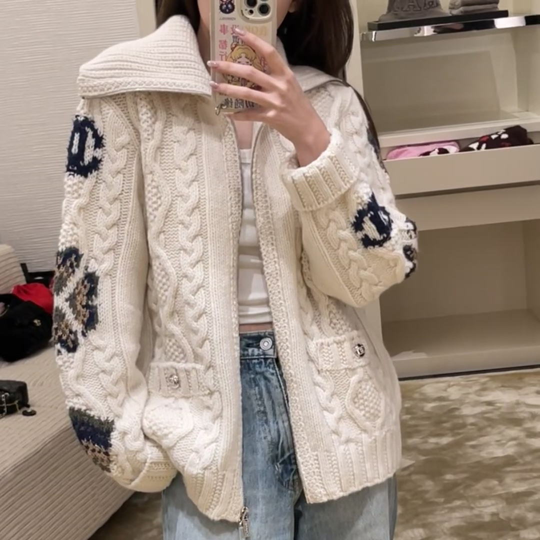 NIGO Chanel Women's Autumn and Winter Solid Color Lapel Zipper Jacquard Knit Long Sleeve Jacket #nigo74244