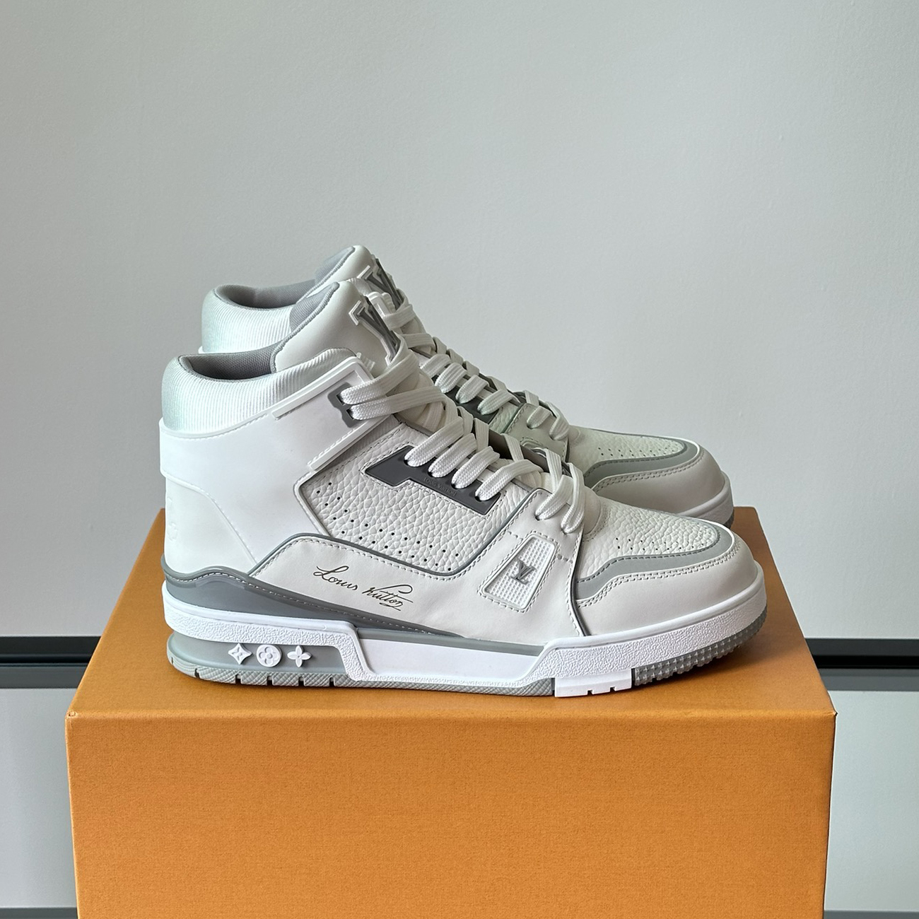 NIGO Louis Vuitton Men's LV Trainer Sneakers Calf Leather Upper Hig Top Lace Up Fashion Board Shoes #nigo74324