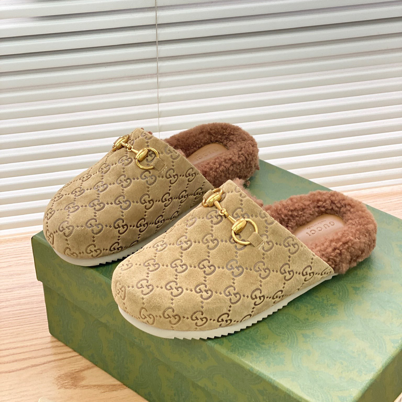 NIGO Gucci Women's Autumn and Winter Suede Alphabet Printed Lamb Suede Slippers Shoes #nigo74337