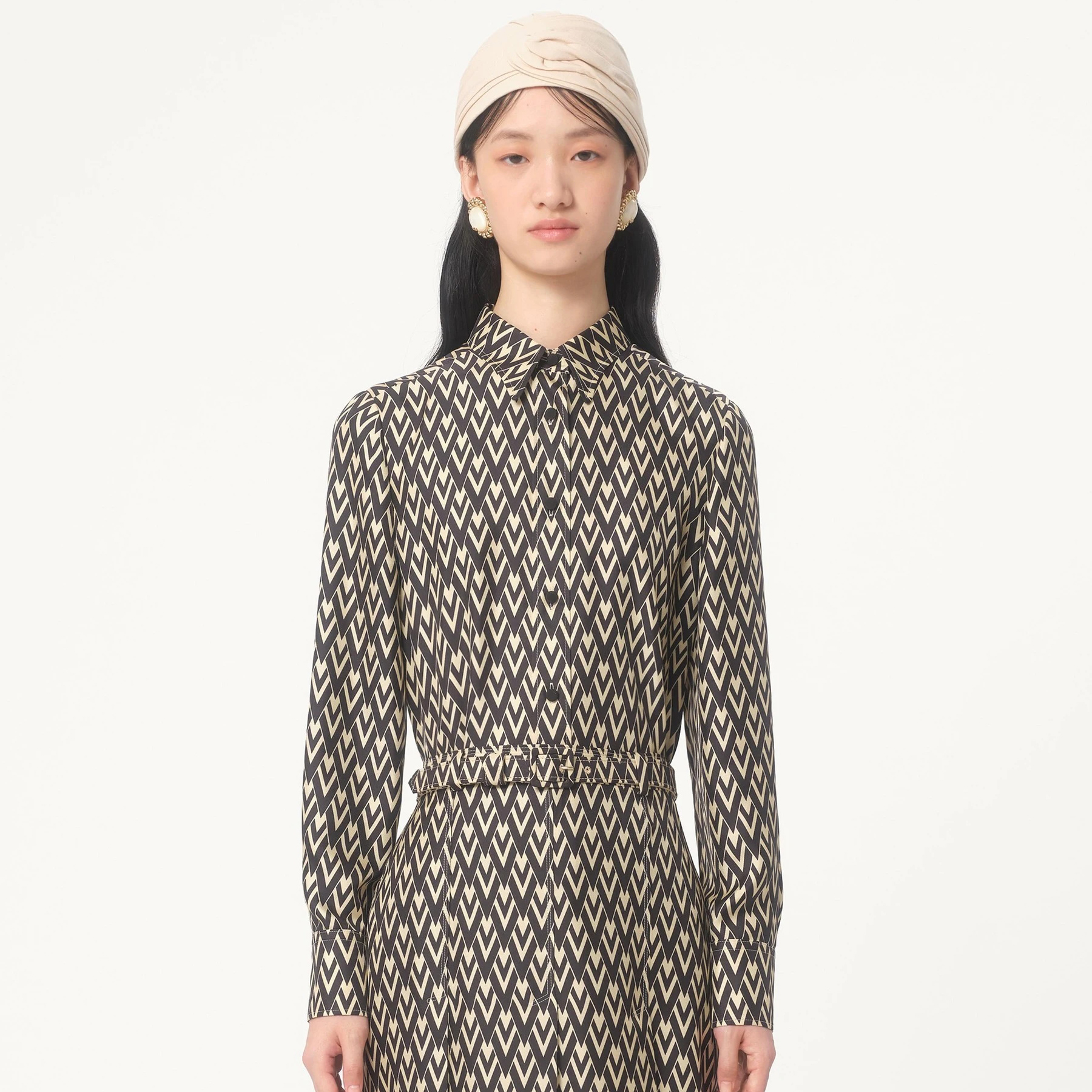 NIGO Valentino Women's Summer Solid Color Letter Printed Silk Lapel Single Breasted Long Sleeve Shirt #nigo74352