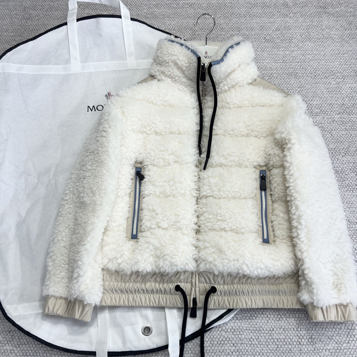 NIGO Moncler Women's Fall And Winter White Plush Stand Up Collar Drawstring Zipper Casual Long Sleeved Jacket #nigo74417