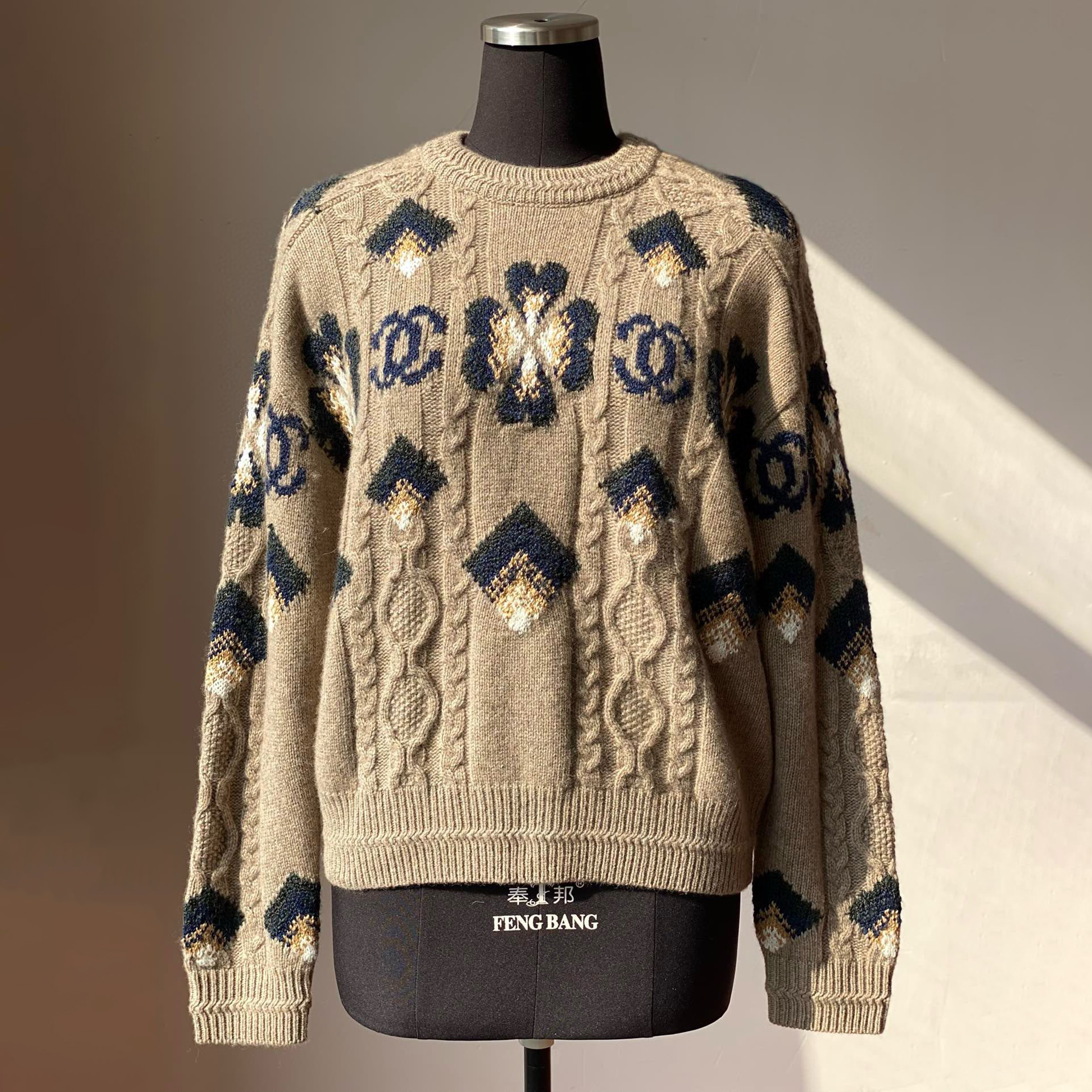 NIGO Chanel Women's Fall And Winter Clover Jacquard Round Neck Knit Long Sleeve Pullover Sweater #nigo74427