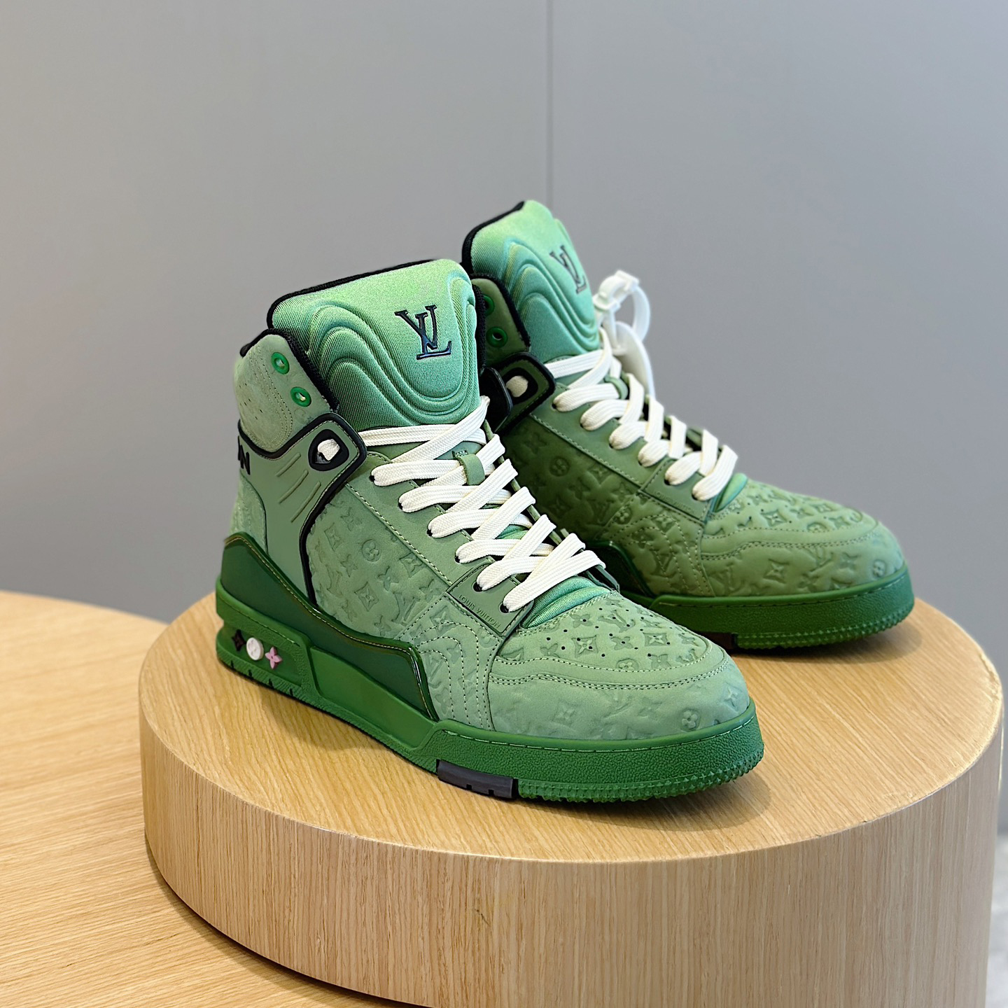 NIGO Louis Vuitton Trainer Men's Four Seasons Classic Fashion Logo Print High Top Sneakers Trainer Casual Shoes #nigo74458