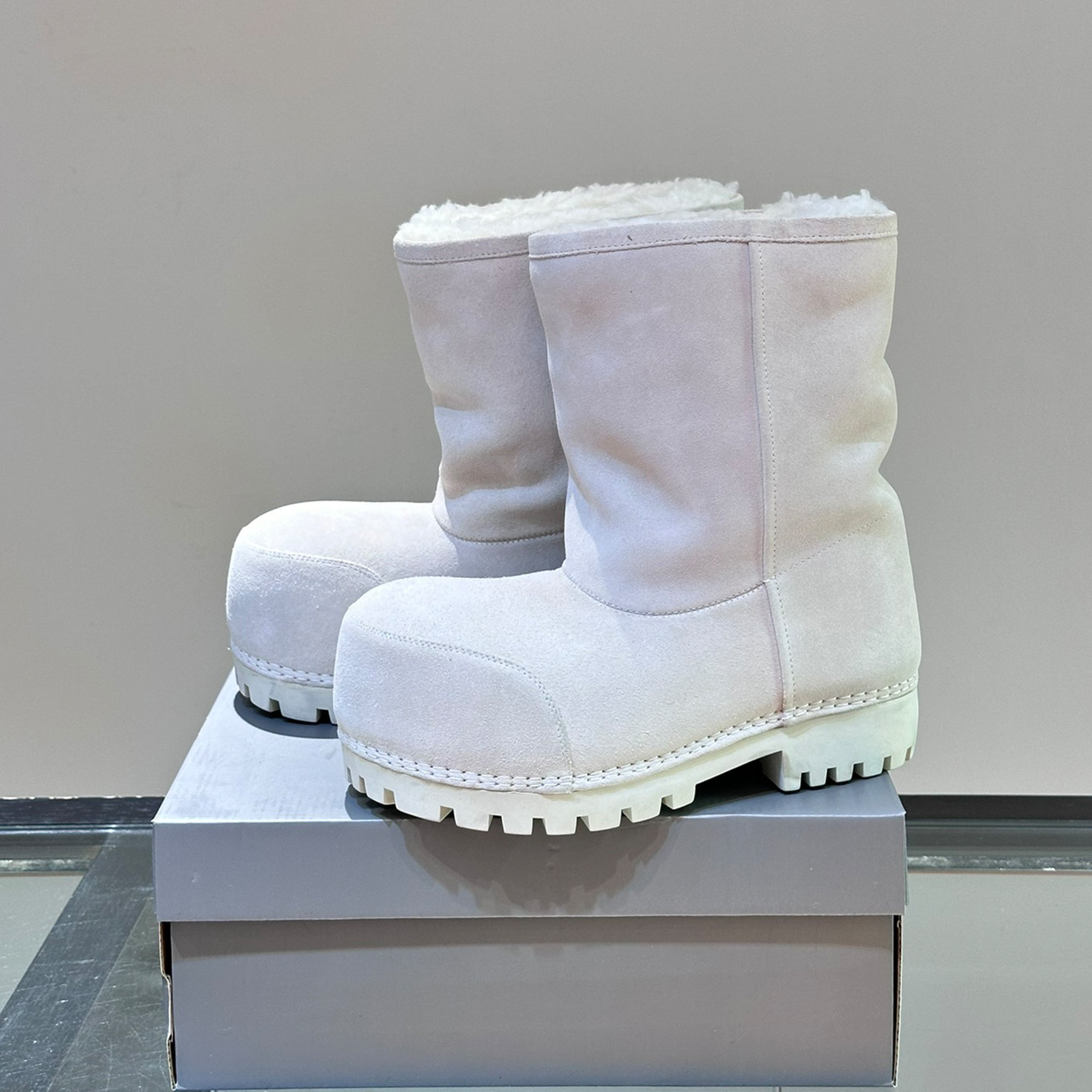 NIGO Balenciaga Men's Women's Autumn And Winter Mid-calf Warm Snow Boots Runway Models Solid Colour Round Head Over The Foot Mid-calf Boots Couple Models Shoes Ngvp #nigo9714