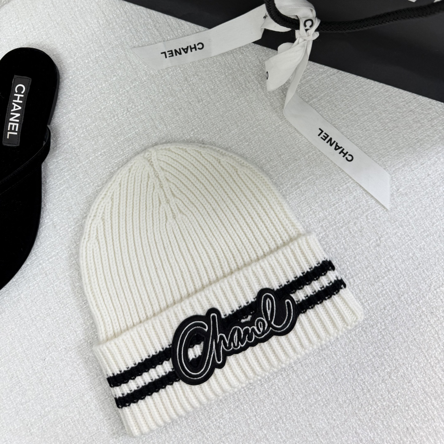 NIGO Chanel Women's Fall/Winter Solid Color Cashmere Scarf Gloves #nigo74475