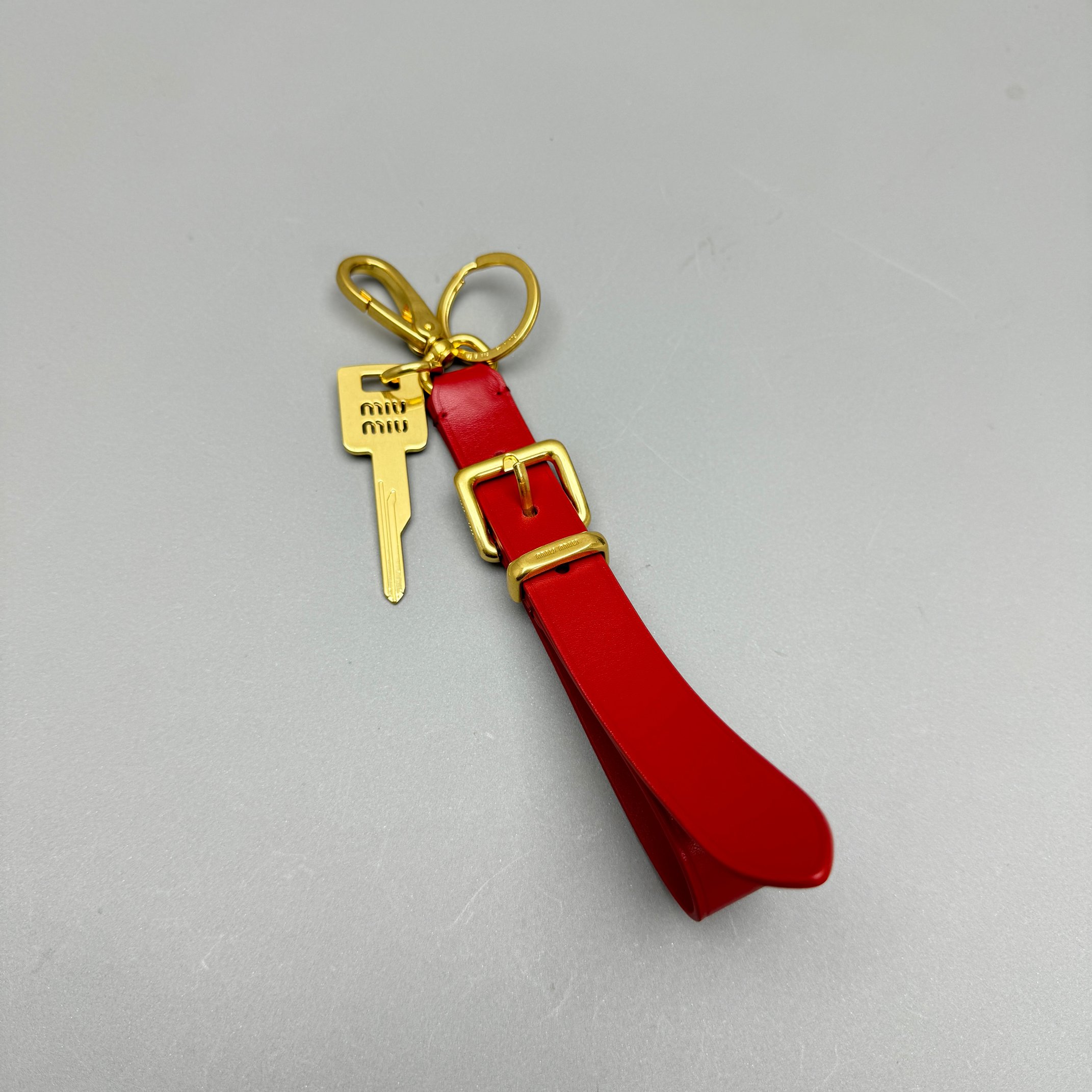 NIGO MiuMiu Men's and Women's Logo Design Leather Solid Color Keychain Jewelry #nigo74544