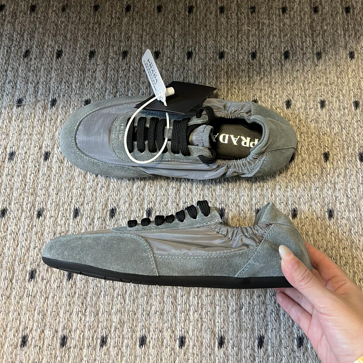 NIGO Prada Women's Suede Fabric Sheepskin Lining Low Top Lace Up Round Toe German Training Shoes #nigo74674