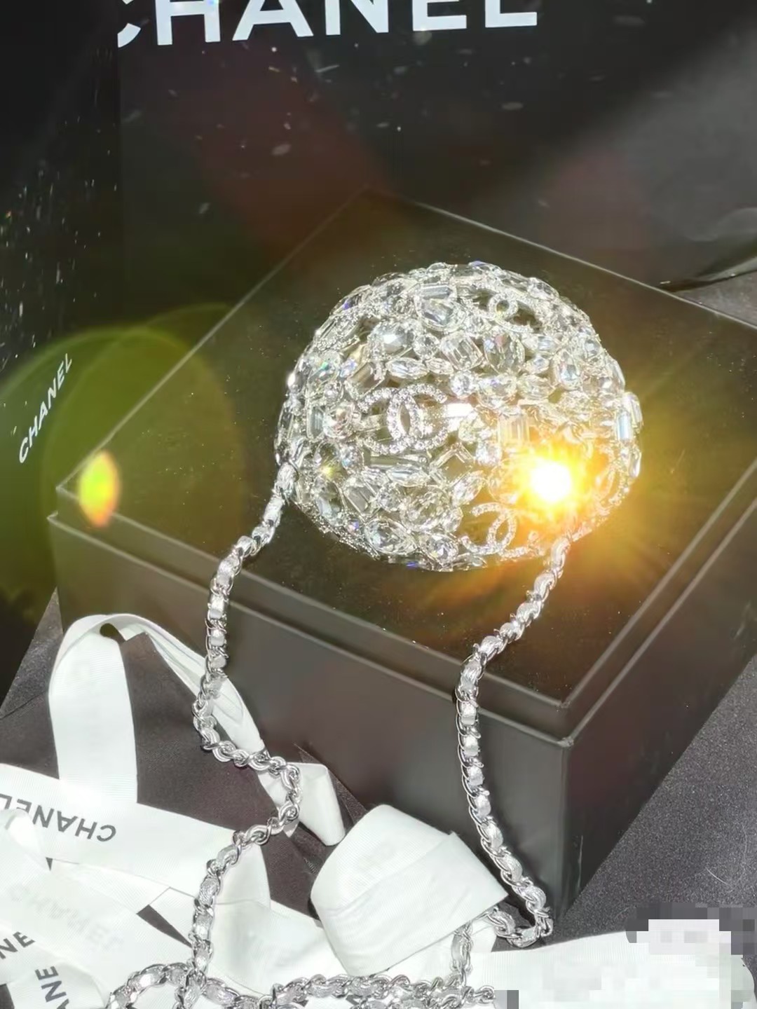 NIGO Chanel Women's Spherical Diamond Logo Chain Shoulder Crossbody Bag Bags #nigo74738