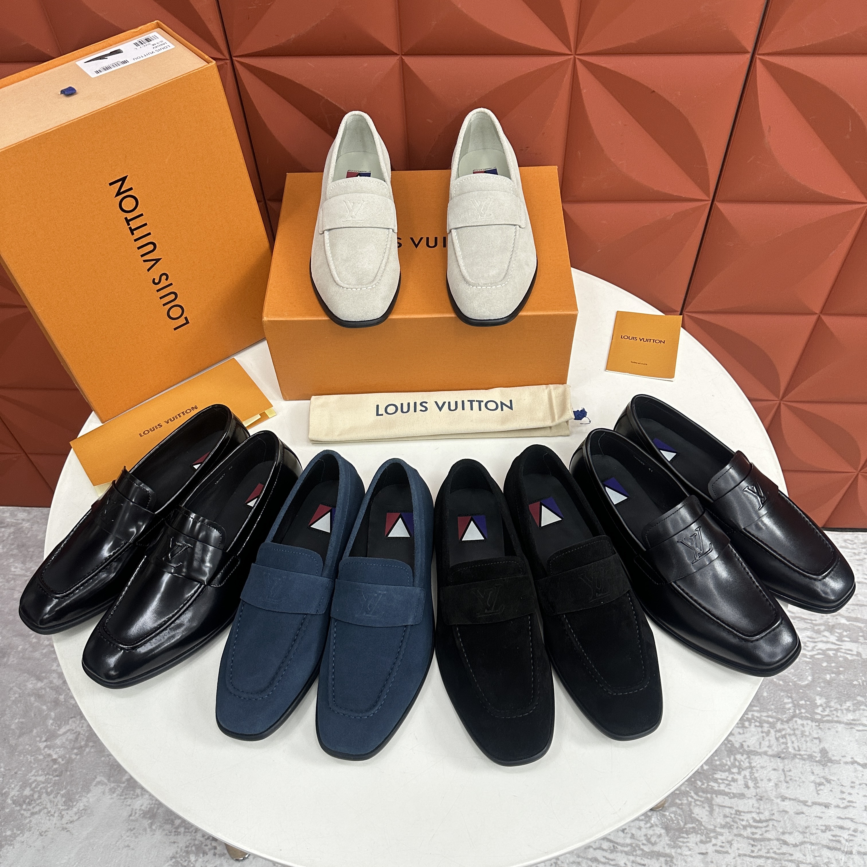 NIGO Louis Vuitton Glove Men's Solid Color Round Toe Leather Flip Flop Cowhide Loafers Shoes #nigo74831